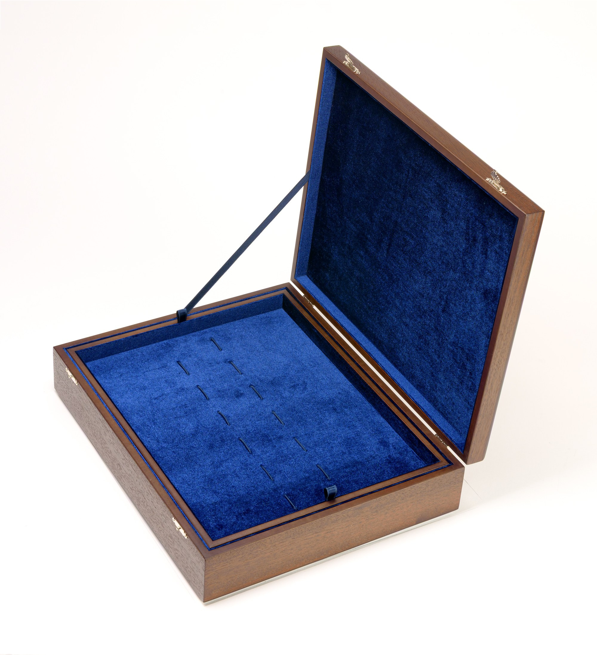 Кубачи столовое серебро. Fotolux