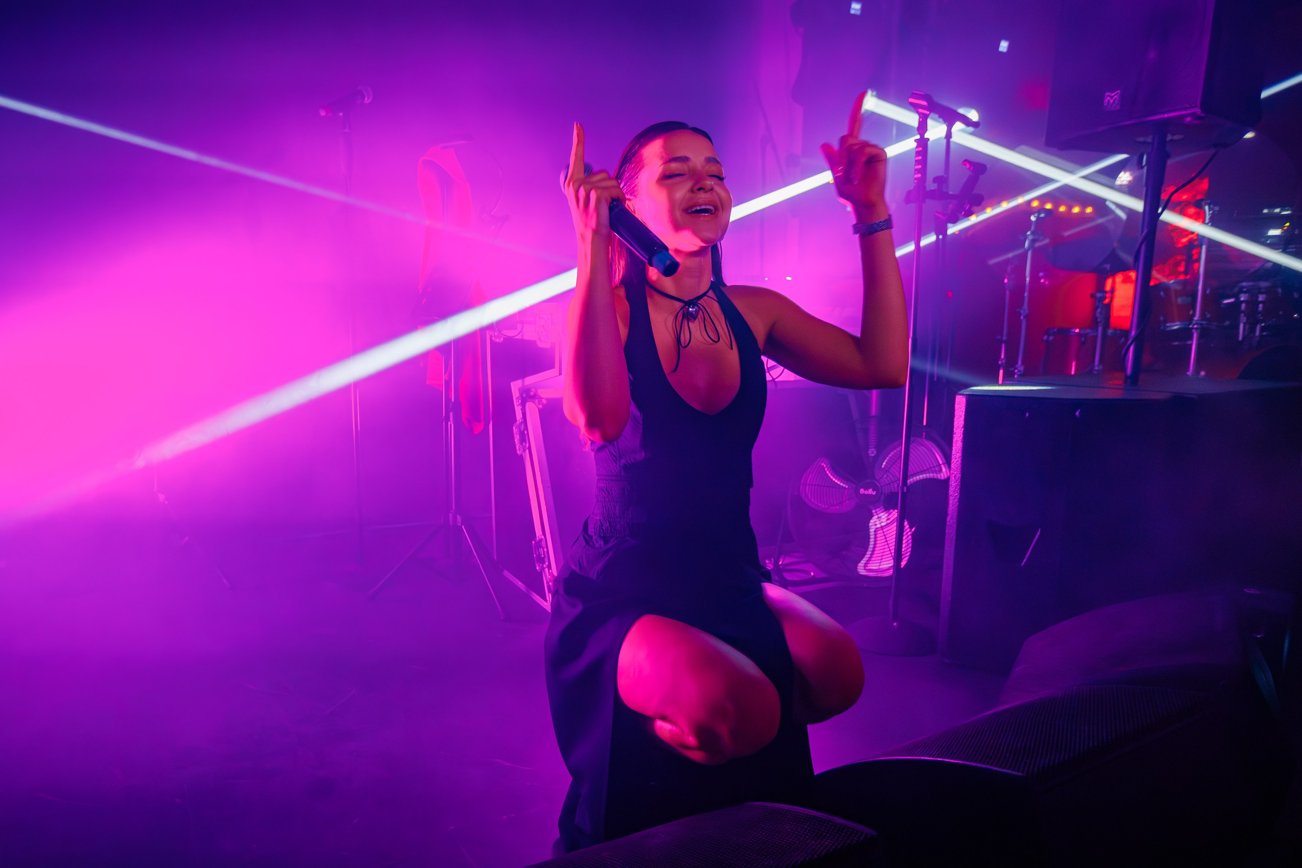 «Лёша СВИК"_Чайка на пляже_Ялта_04.07.2025 г. Аминов Руслан | Фотограф