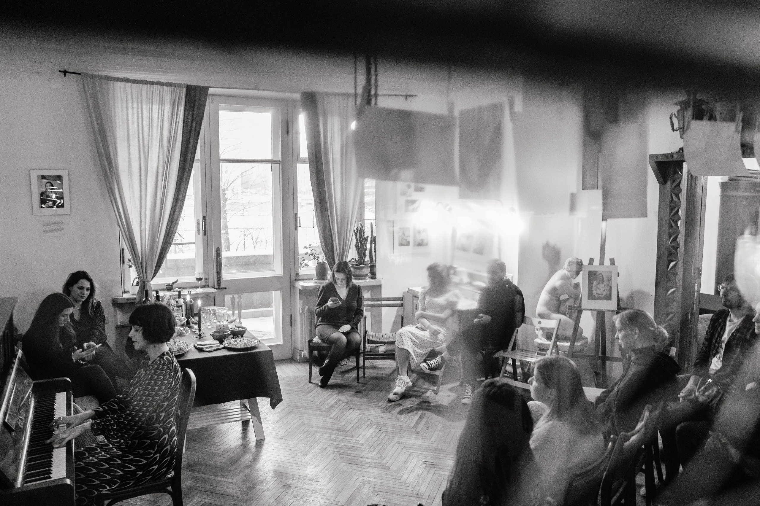 19.11.2022 // День нежности. Фотовыставки serebro.gallery, в которых автором можешь стать ты! | Москва