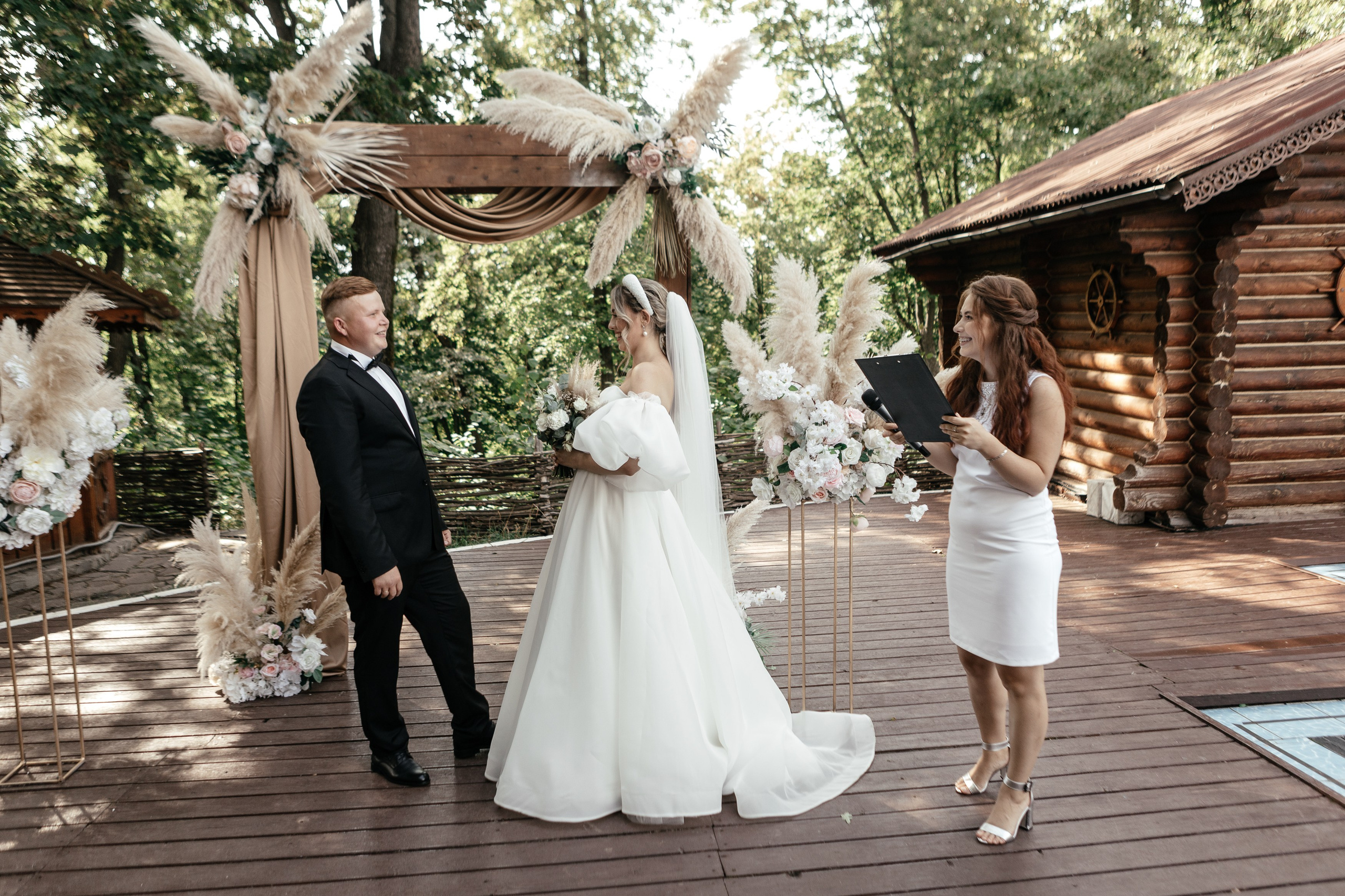 Свадебный фотограф Уфа — Руслан ГабдлисламовЖивые эмоции, красивые кадры, воспоминания на всю жизнь.Работаю по всей Республике Башкортоста. Свадебный фотограф Уфа Руслан Габдлисламов