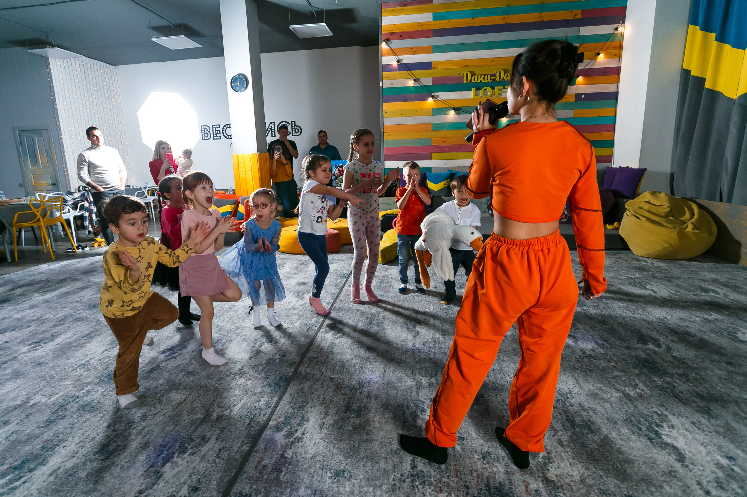 Лофт ДАКИ ДАК\ детский ДР. Фотограф в  г. Новосибирск