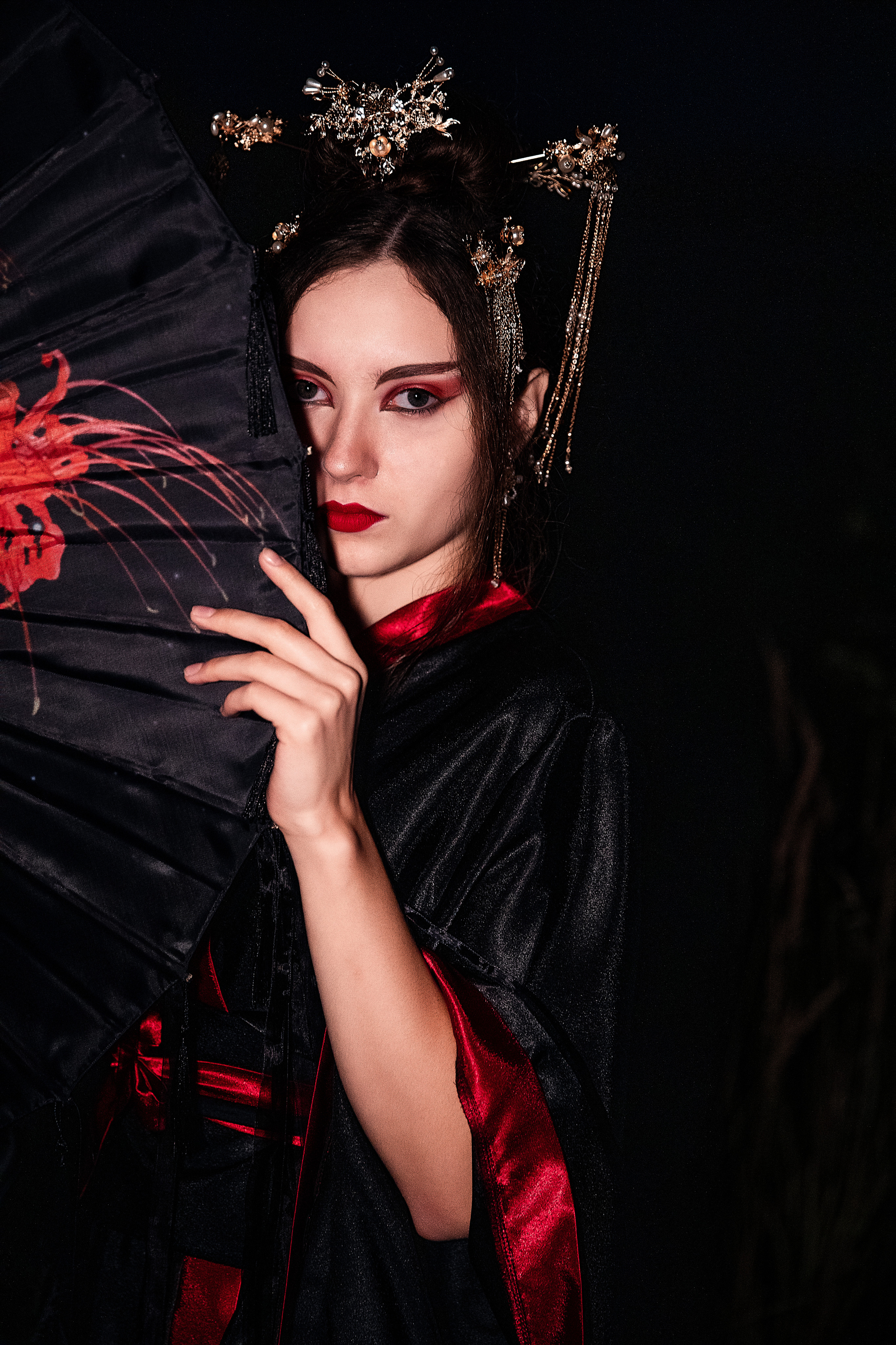 Сказочные истории. Фотограф брендов и бизнеса в Москве Алексей Сентюрин