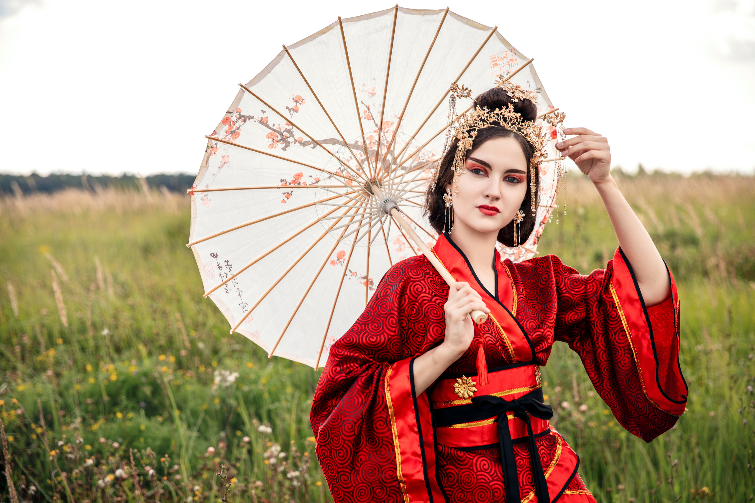 Сказочные истории. Фотограф брендов и бизнеса в Москве Алексей Сентюрин