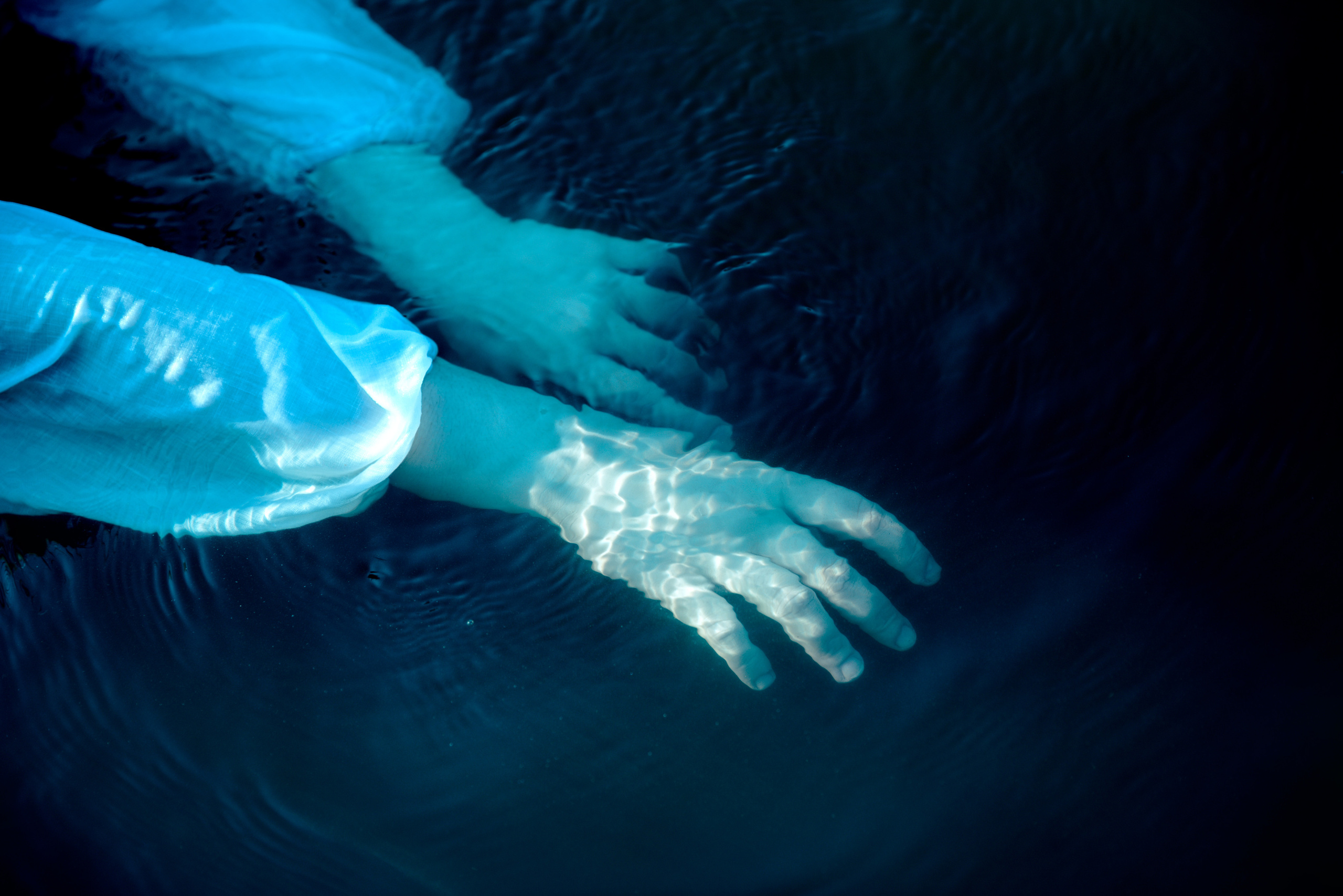 Сказочные истории. Фотограф брендов и бизнеса в Москве Алексей Сентюрин