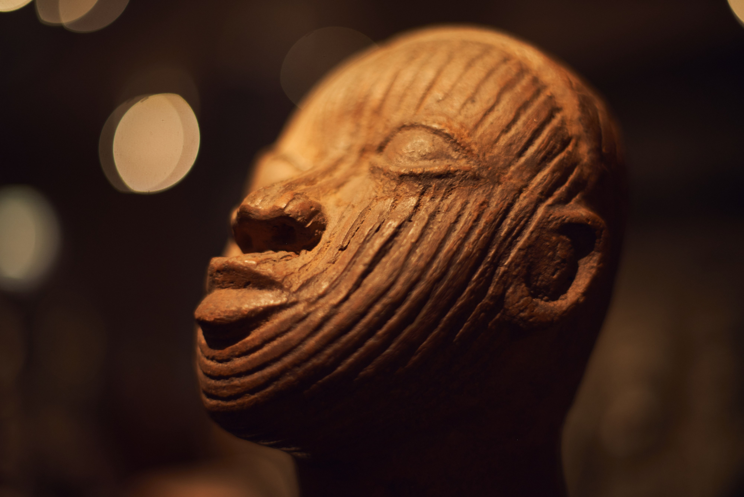 Нкоди. Охотник на демонов