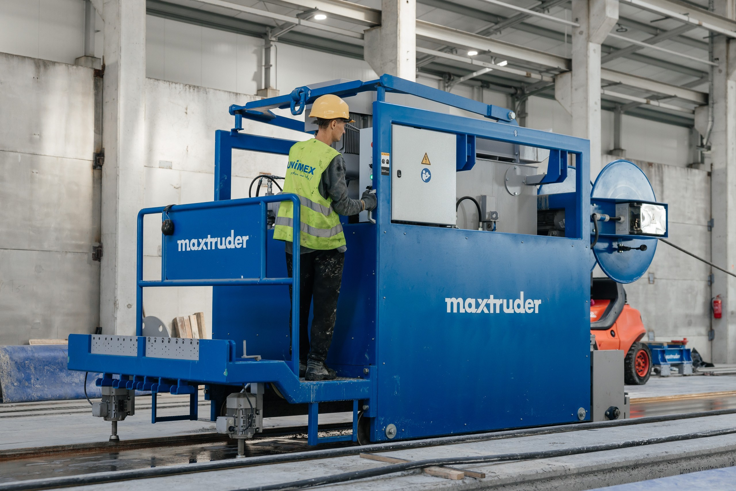 Проект 6. Завод MAXTRUDER в Польше. Дата: Сентябрь 2023. Профессиональный фотограф в городе Астана/Алматы Даурен Сембаев