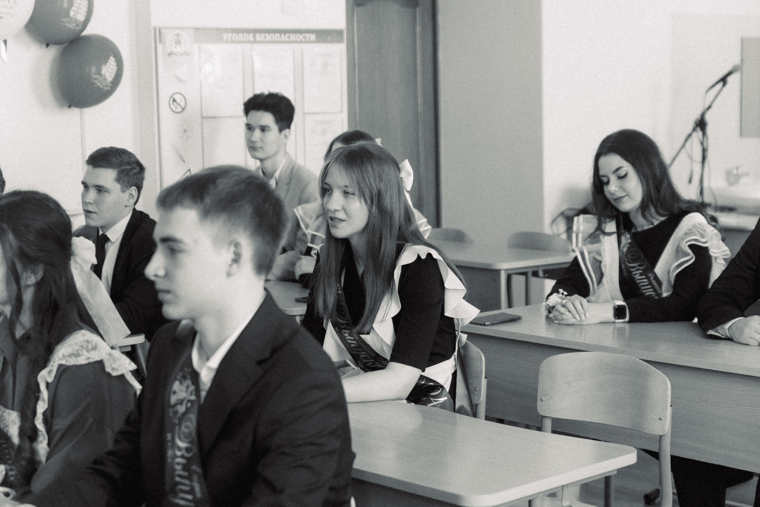 Последний звонок. Фотограф в Кронштадте и Санкт-Петербурге Анастасия Коваленко