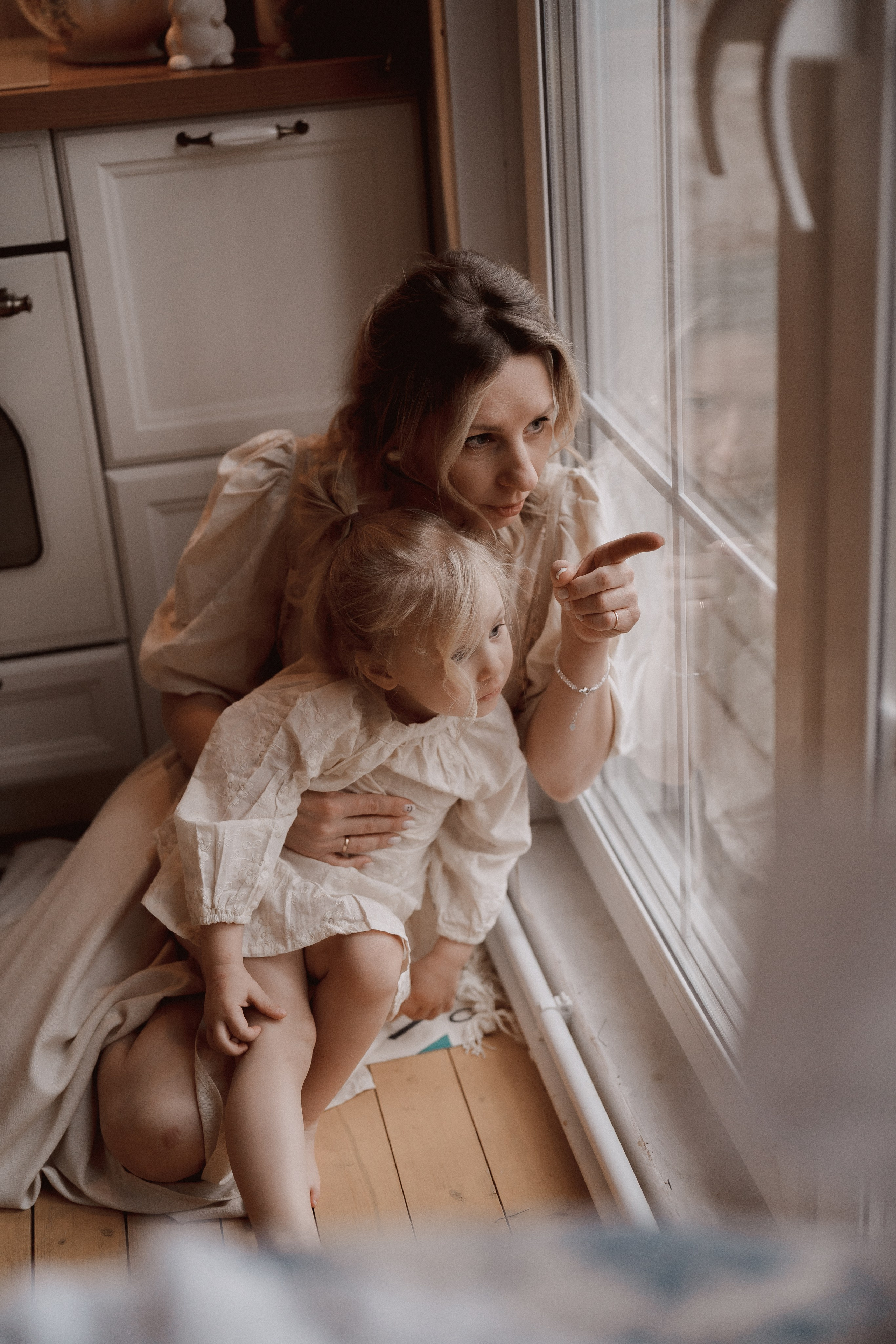 Лея и Ксения в фотодаче Ландыши. Семейный и детский фотограф в Сергиев Посаде, Хотьково Якимчук Любовь