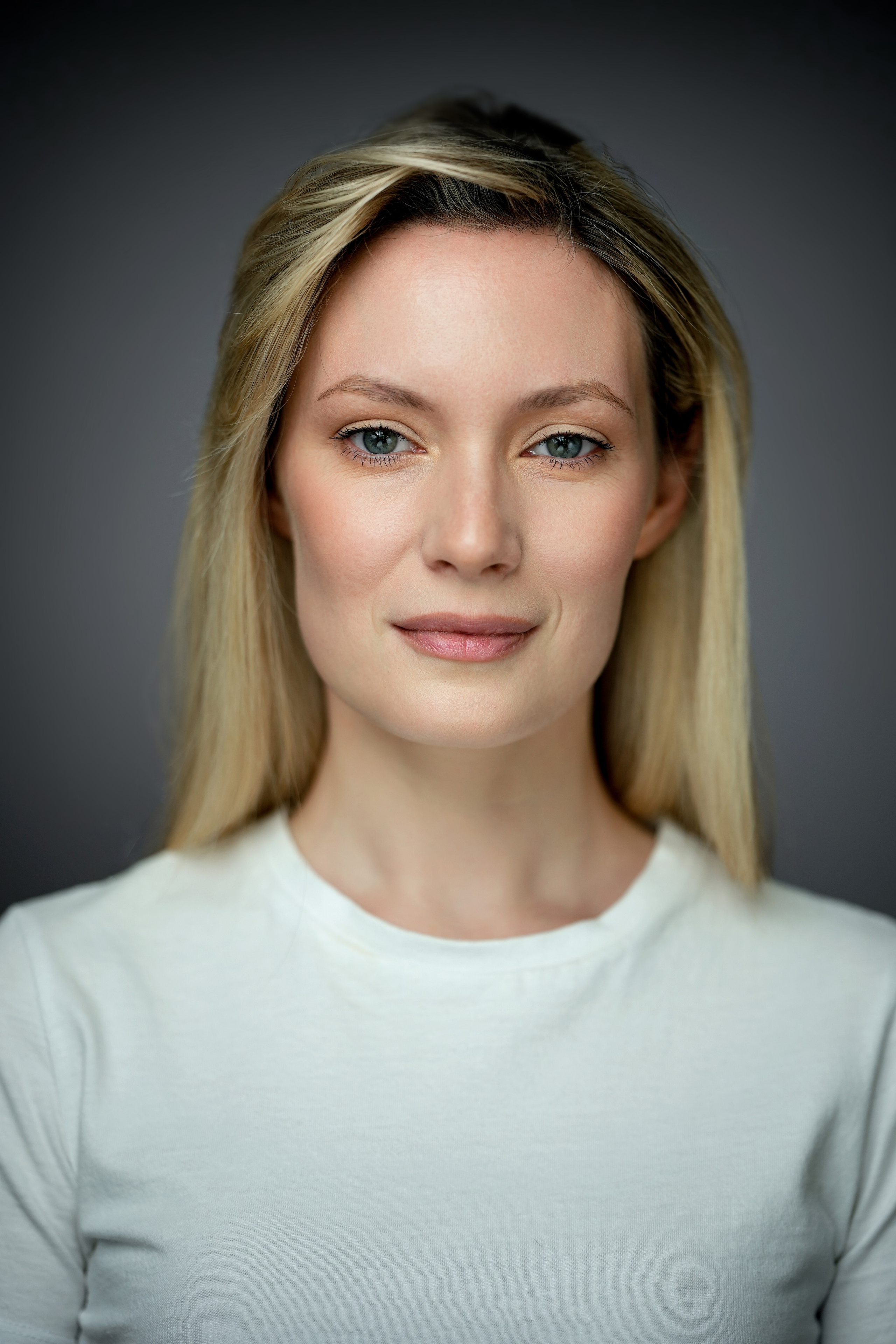 Актриса Зоя Дамье. Портретная съемка в Москве, студийный фотограф Игорь Фомин