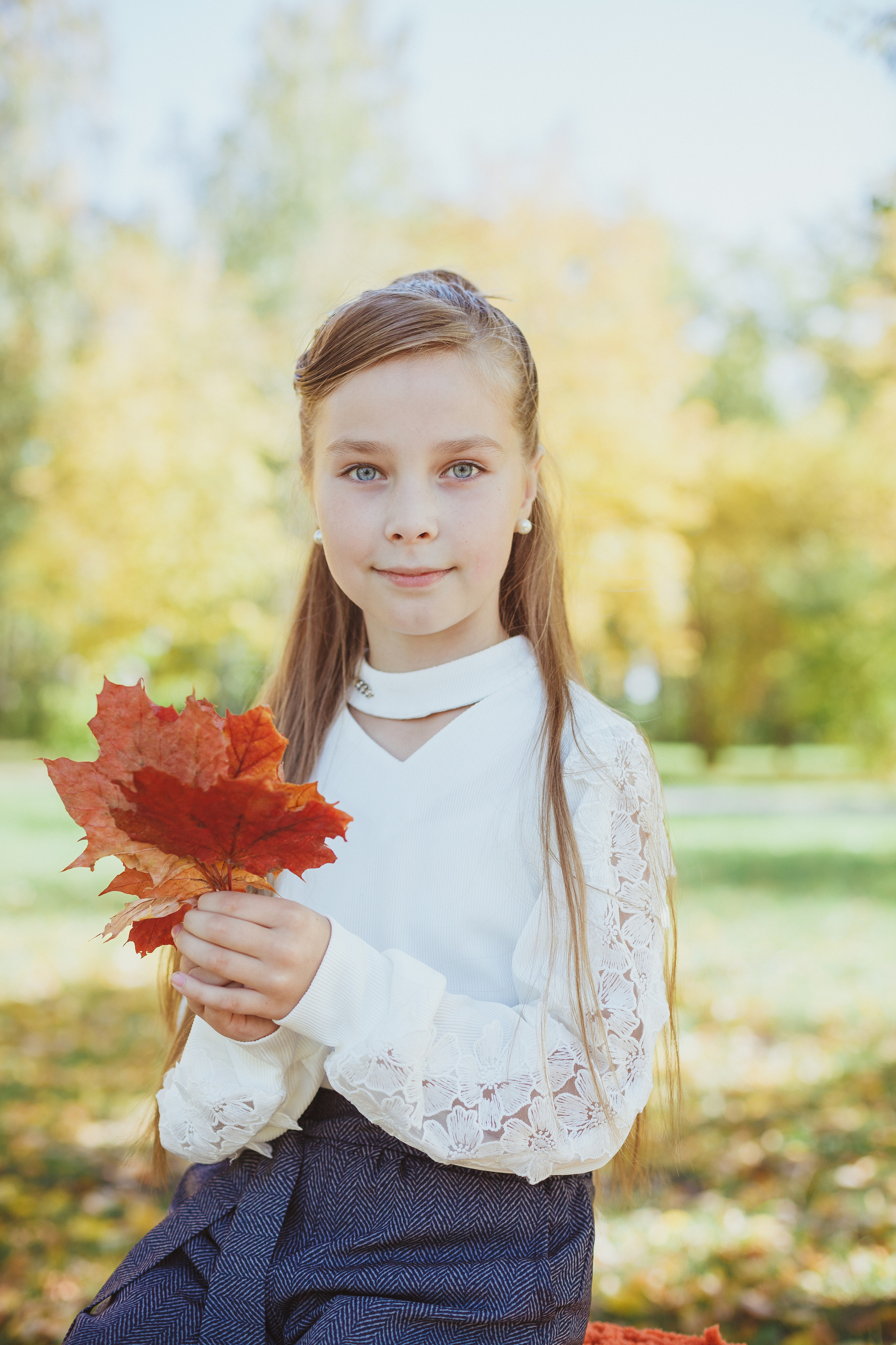 Школьная фотосессия на 31 августа. 1,2,3 сентября. Портреты детей 4-6 штук. Групповые общие 2-5 шт. Цена 450р. (1). Семейный и детский фотограф в Сухом Логу Ольга Кайгородова
