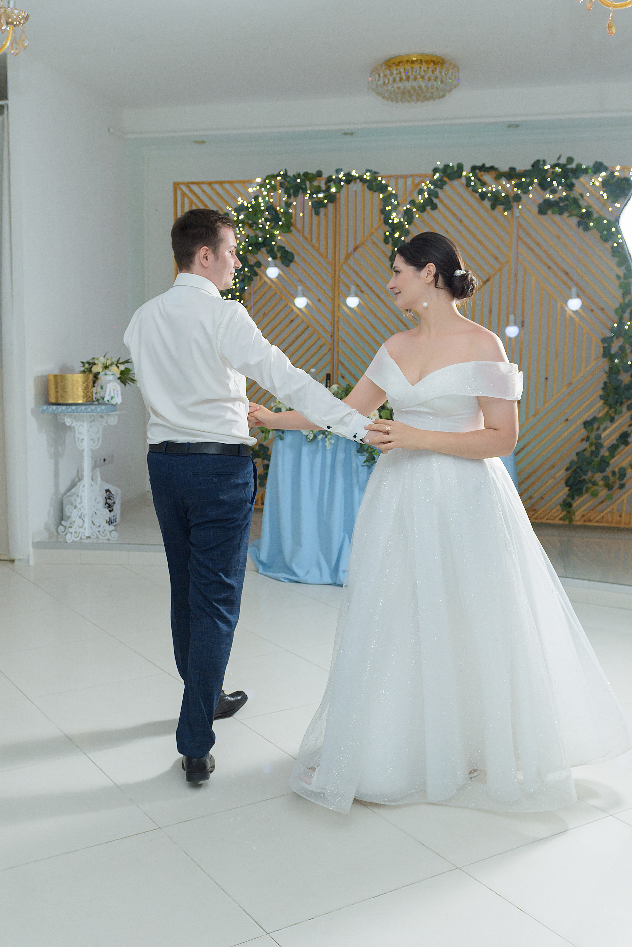 Валерия и Андрей. Венец. Семейный и свадебный фотограф во Владивостоке