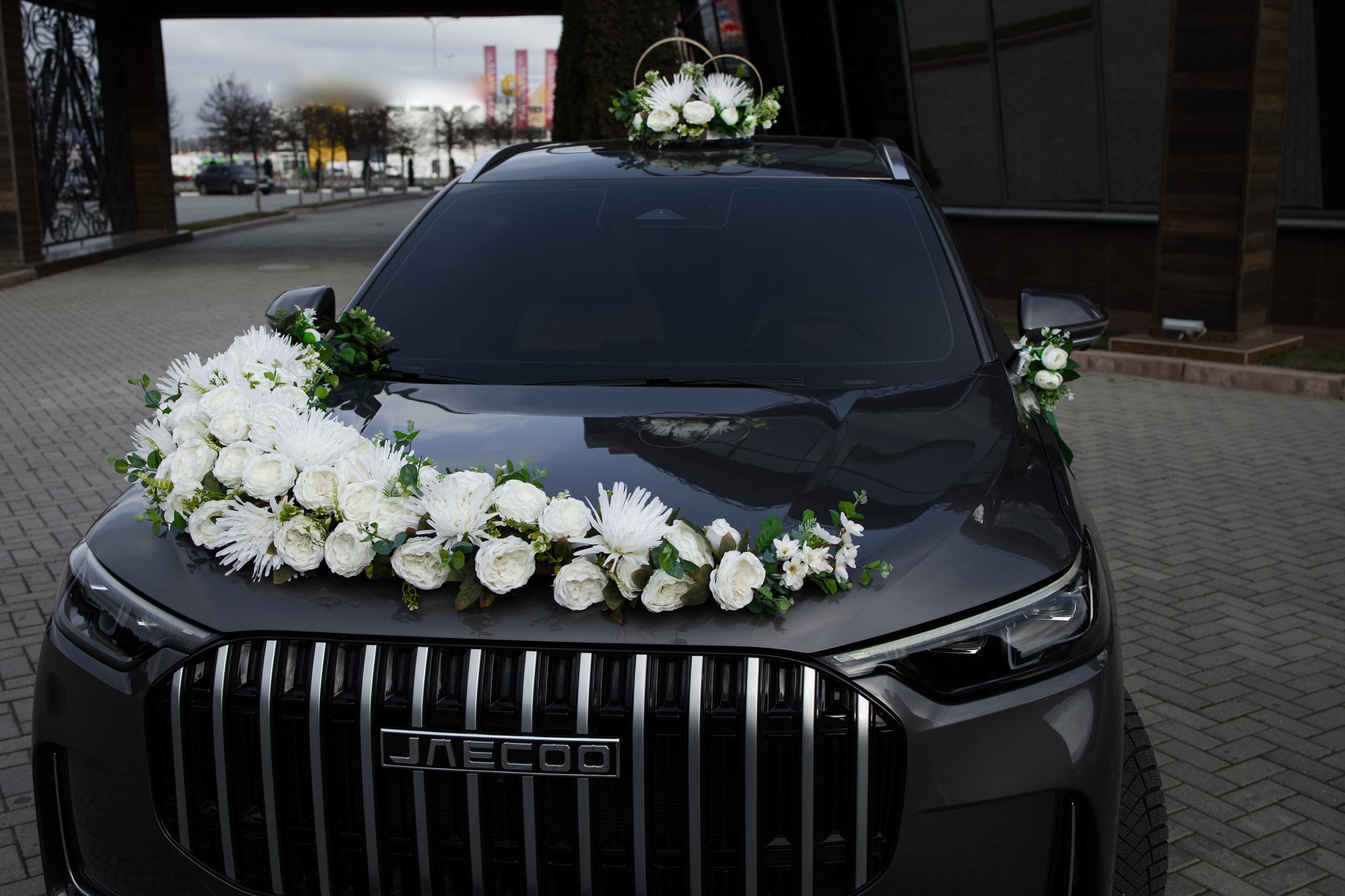 Свадебные украшения на а/м. Семейный свадебный фотограф в Воронеже и Россоши