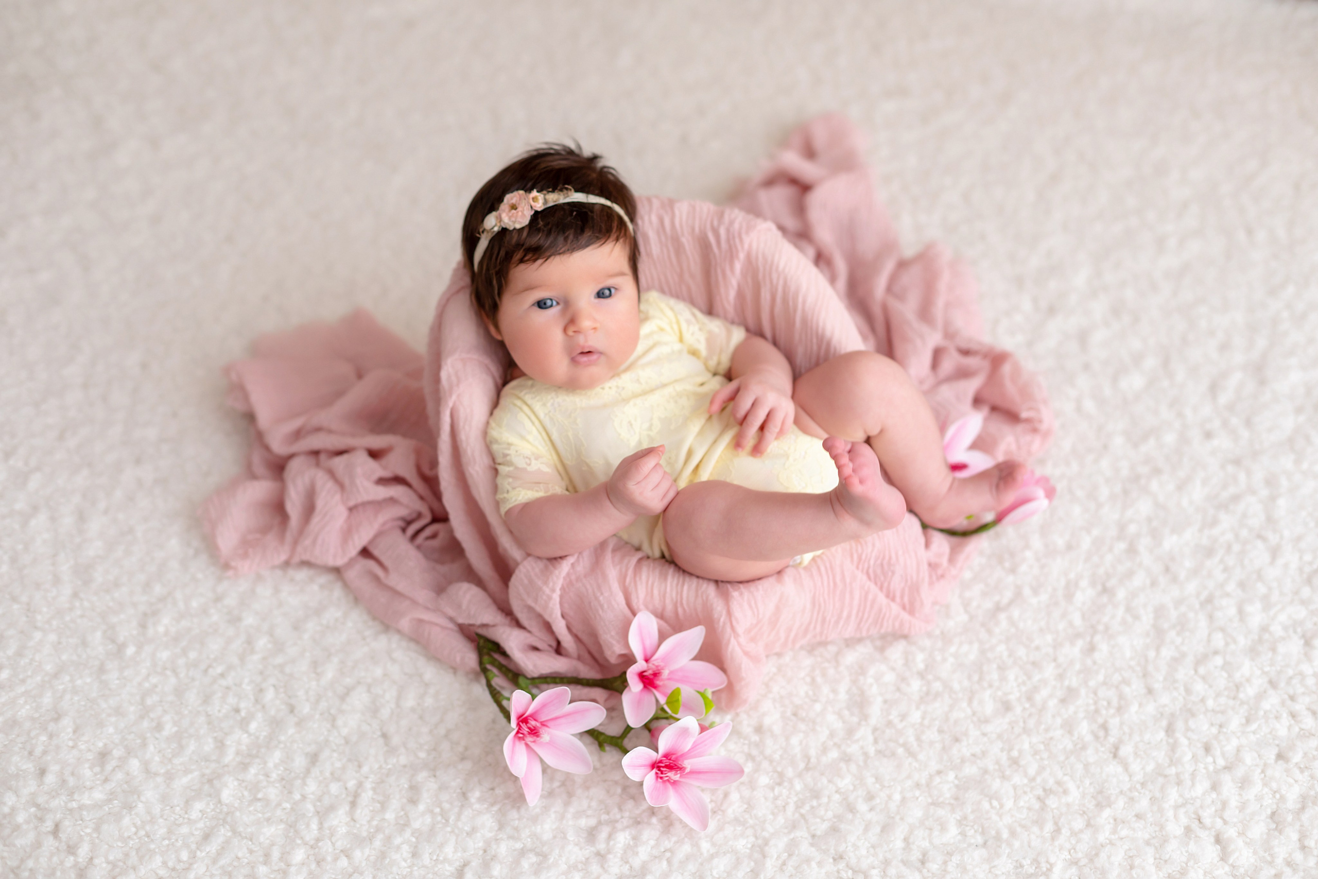 Малыши до года. Фотограф новорожденных в Тюмени