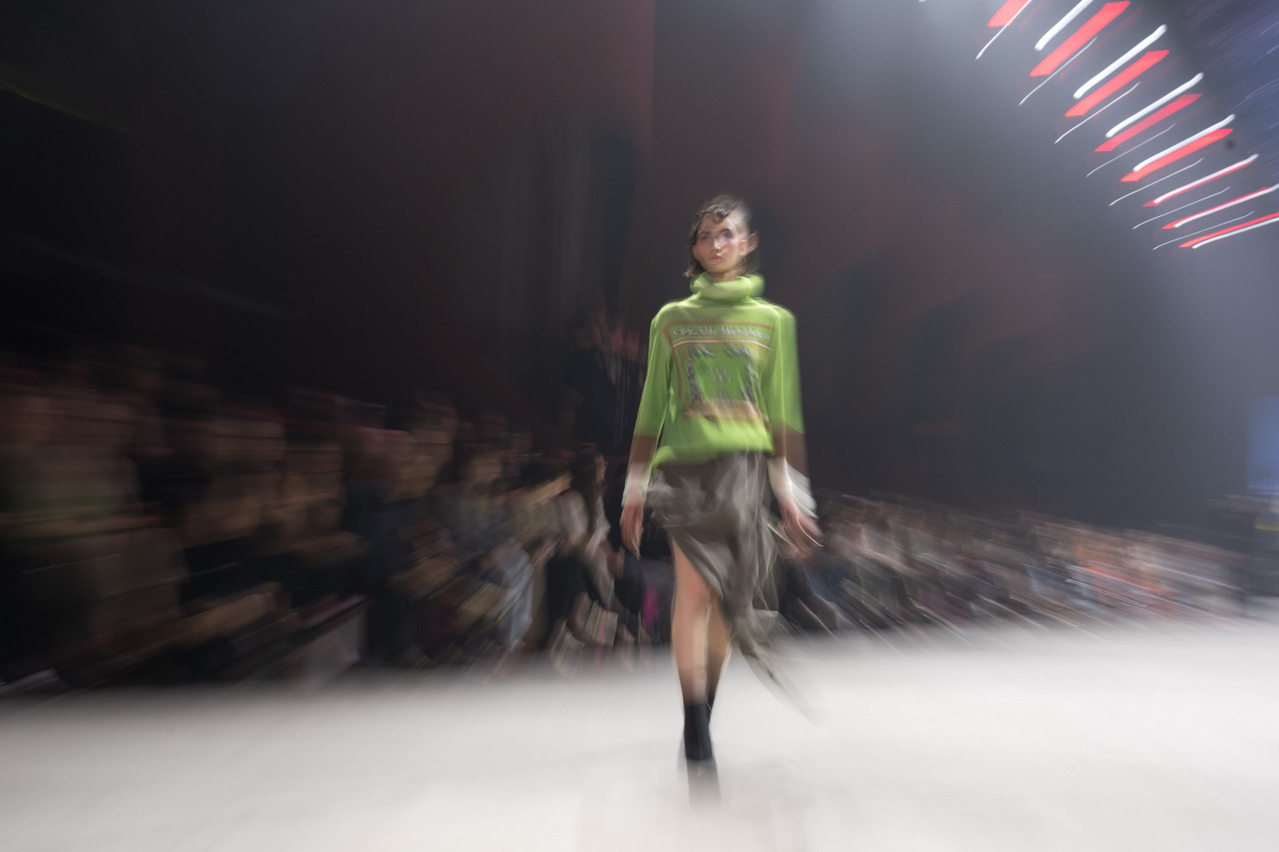 Показ Школы дизайна НИУ ВШЭ. Фотограф Николай Прокофьев модельные тесты в Москве