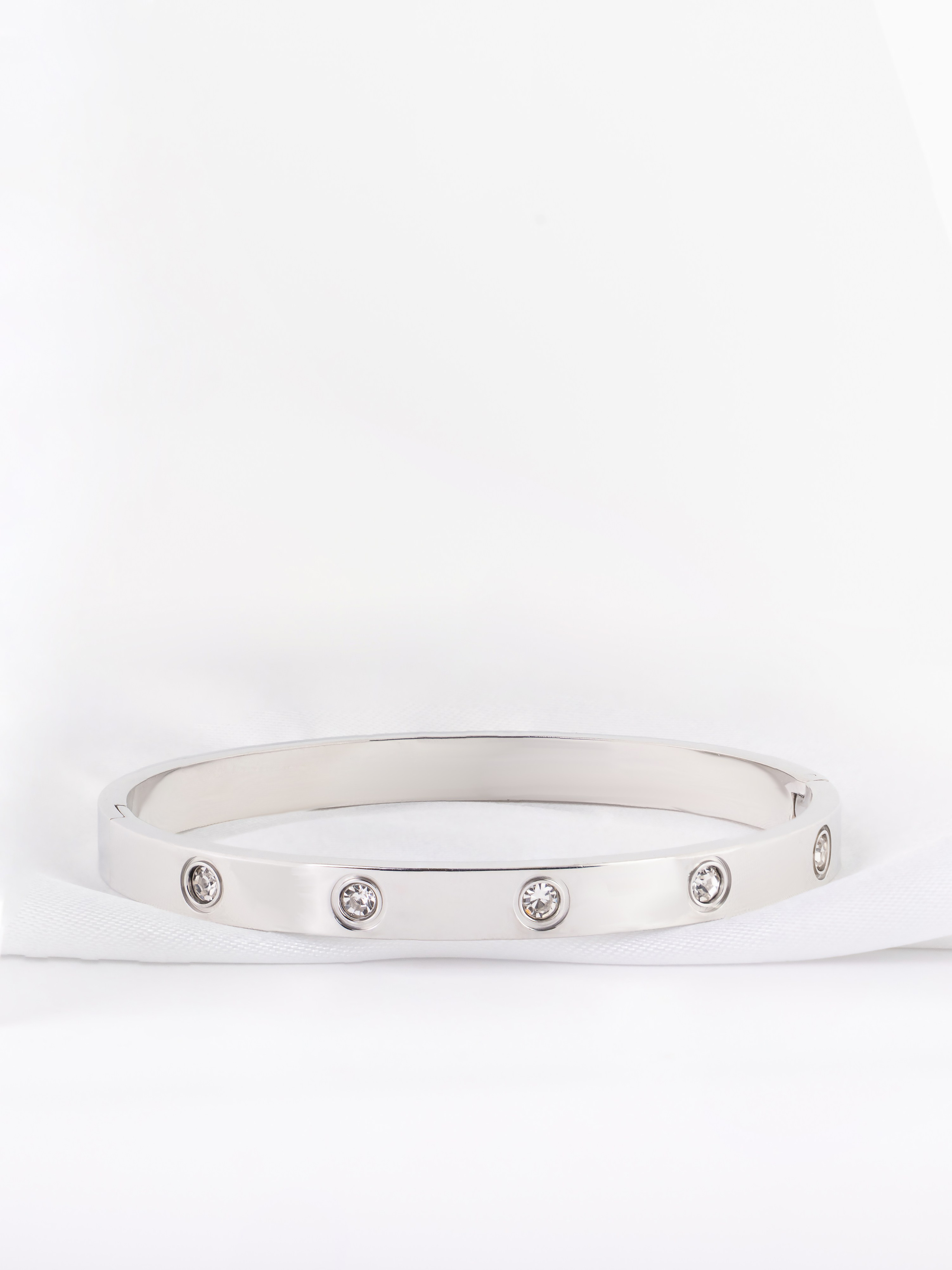 Ювелирка и бижутерия. Предметный фотограф в Санкт-Петербурге Елена Хлебосолова