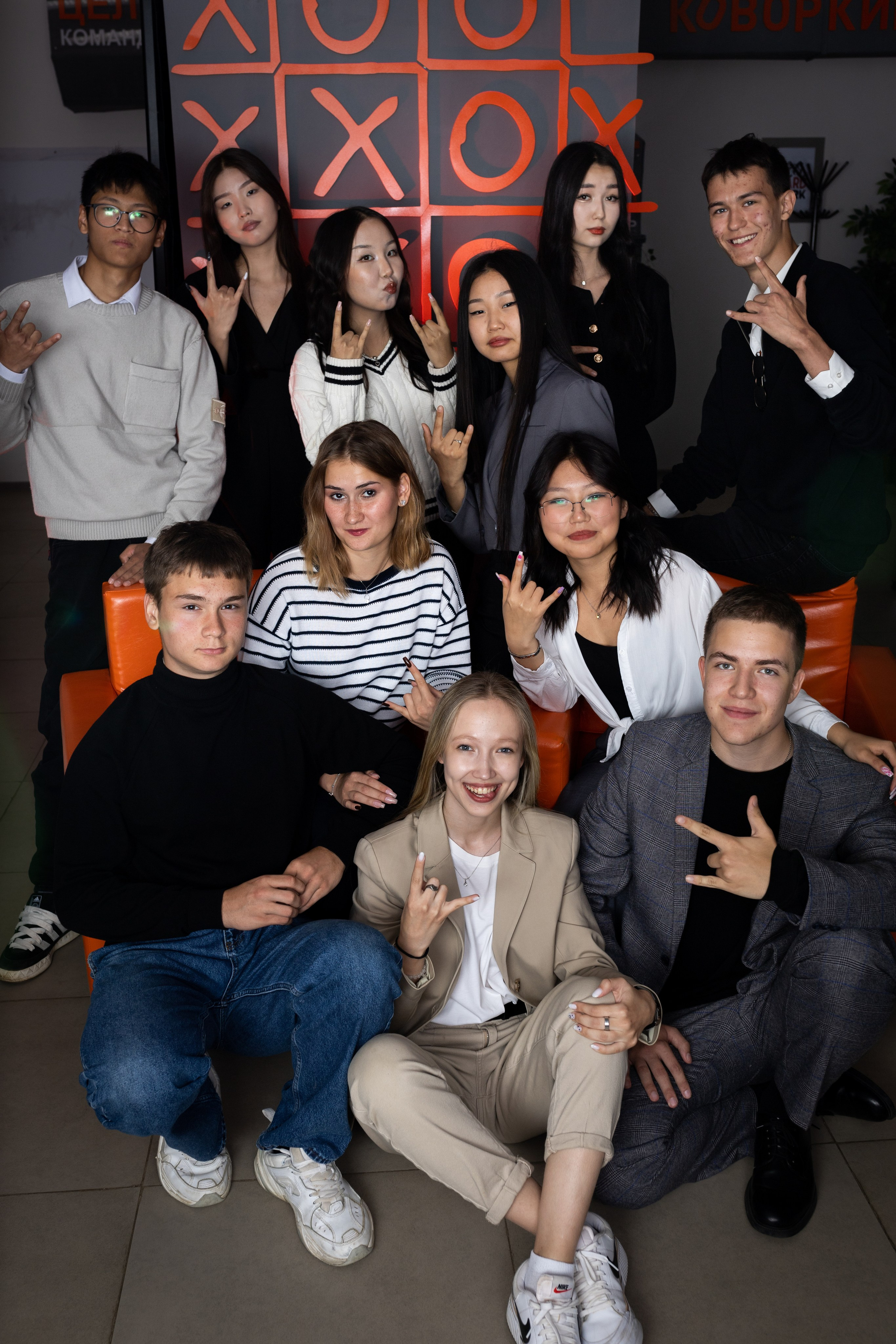 Старшая школа. Литовкина Анастасия фотограф, выпускные альбомы г. Мирный