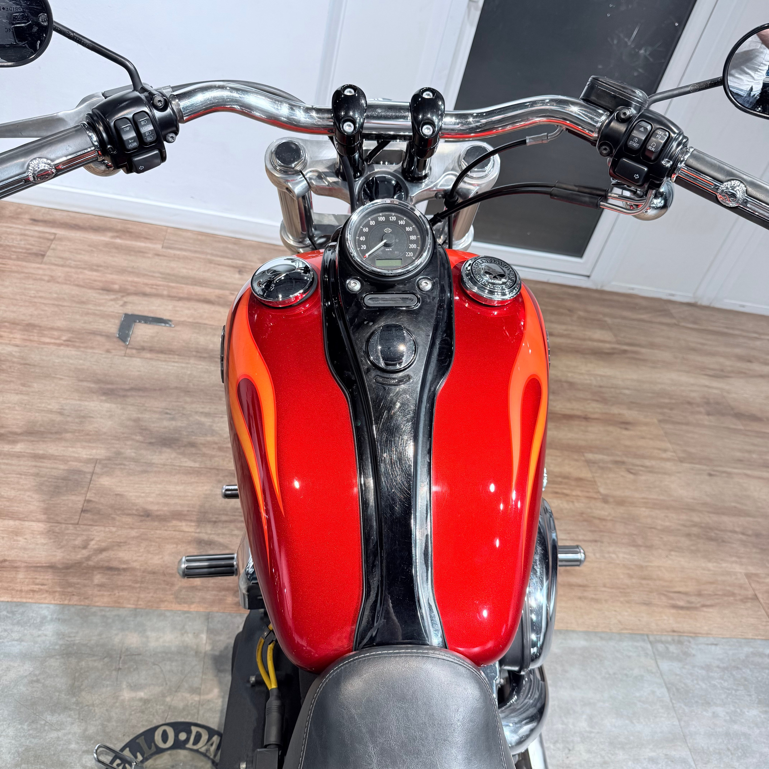 2012 Dyna Wide Glide 96 Red Оrаngе Flames. Hello Davidson, Москва. Только хорошие мотоциклы…