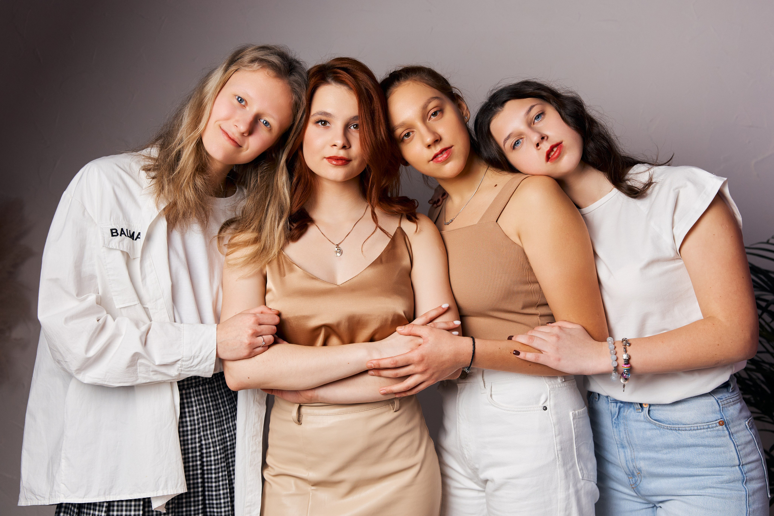 Старшие 9 — 11 классы. Выпускные альбомы в Рыбинске и Ярославле