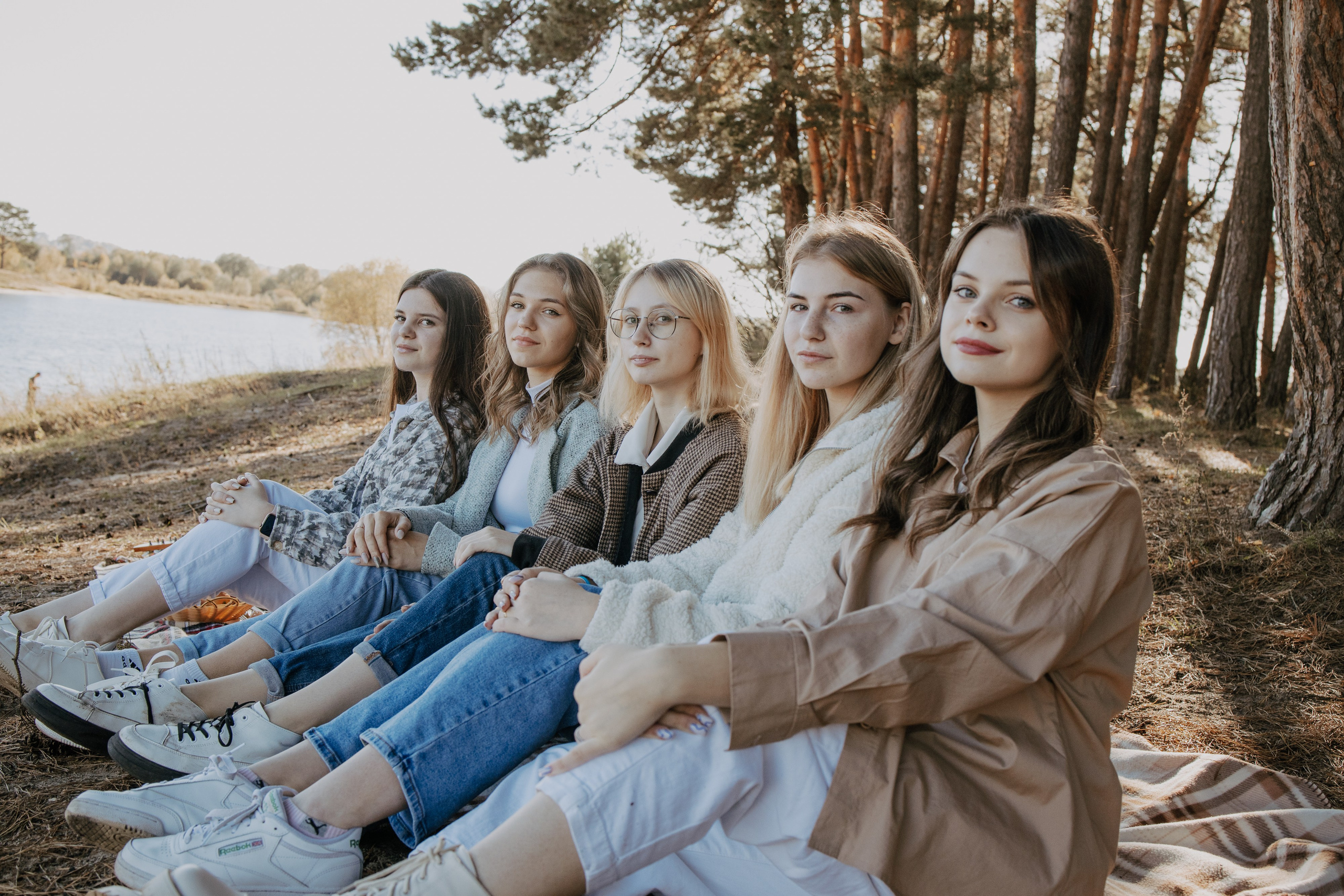 Фотосессия пикника для 11 класса. Выпускные альбомы в Серпухове