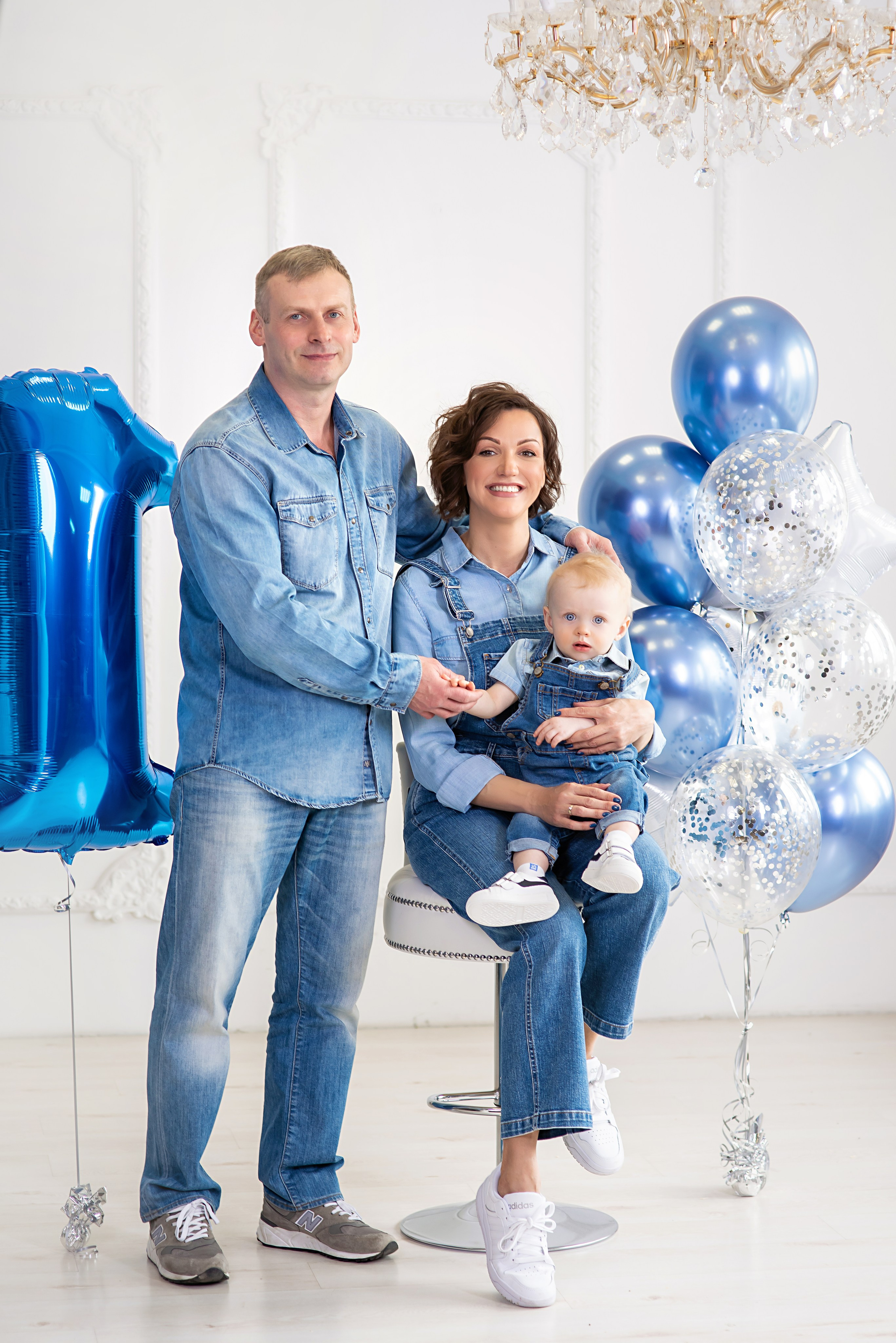 Семейная фотосессия в студии. Семейный и детский фотограф Подольск Наталья Шаляпина