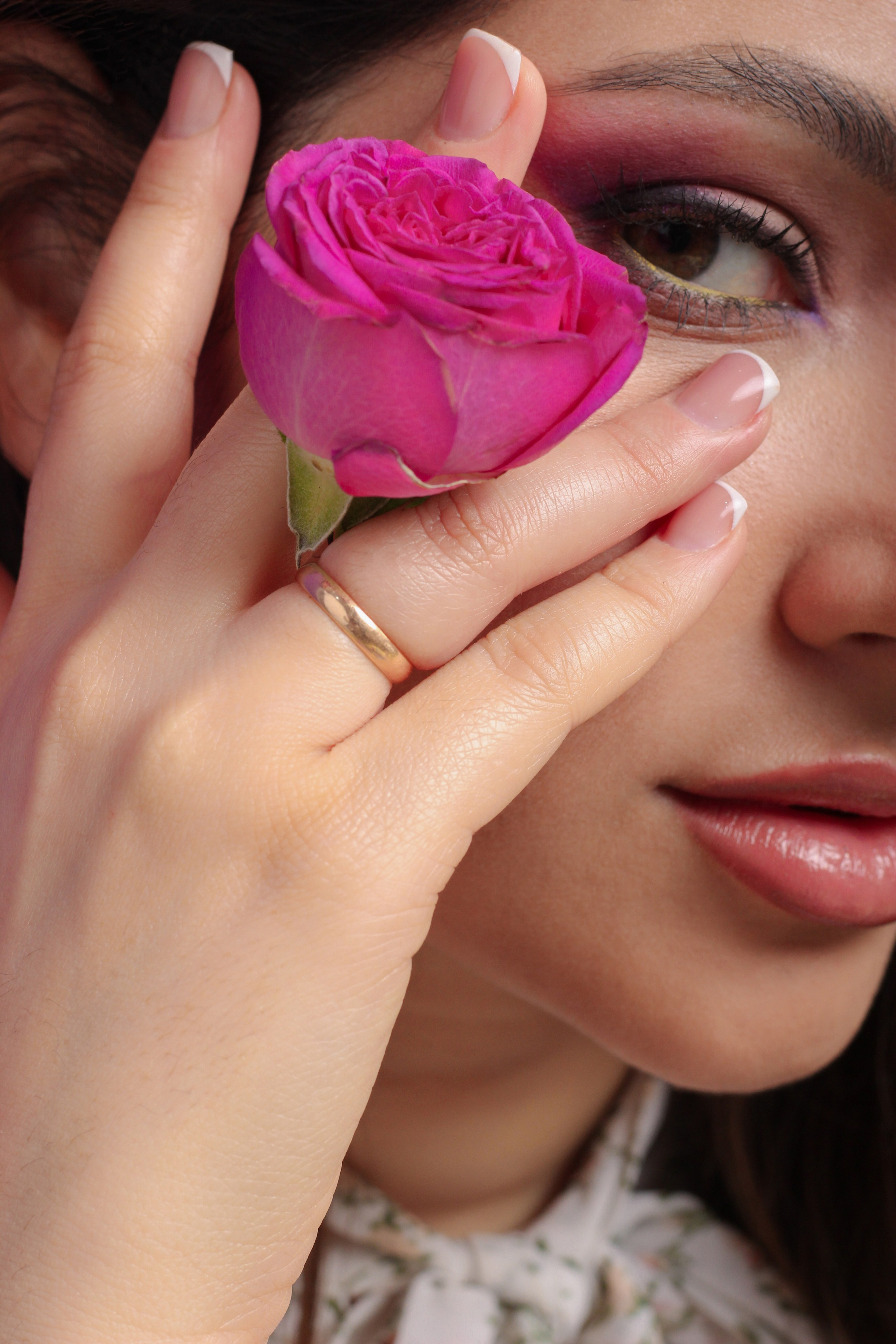 Студийные съемки. Коммерческий фотограф Эльмира в Ташкенте