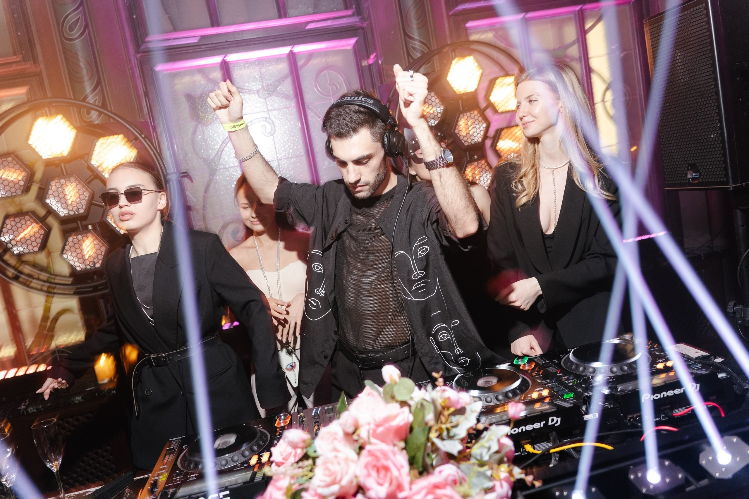 COMMUNiTY RUSSIA / Masquerade. Свадебный фотограф в Москве Евгений Рыжов