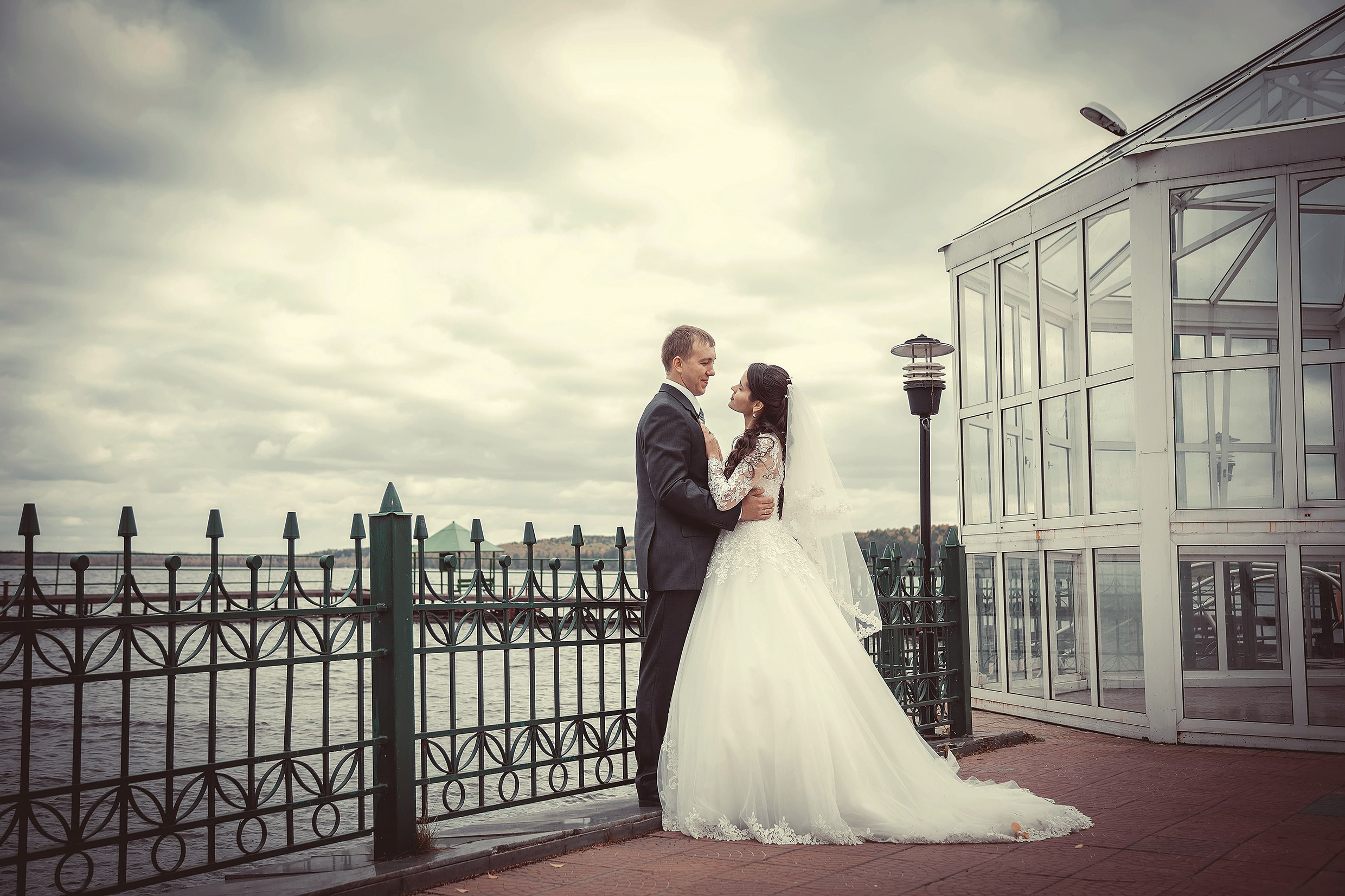 © Фотостудия "Олеся". Все права защищены. "Любое использование или копирование материалов или элементов дизайна сайта допускается только с разрешения правообладателя и со ссылкой на источник".