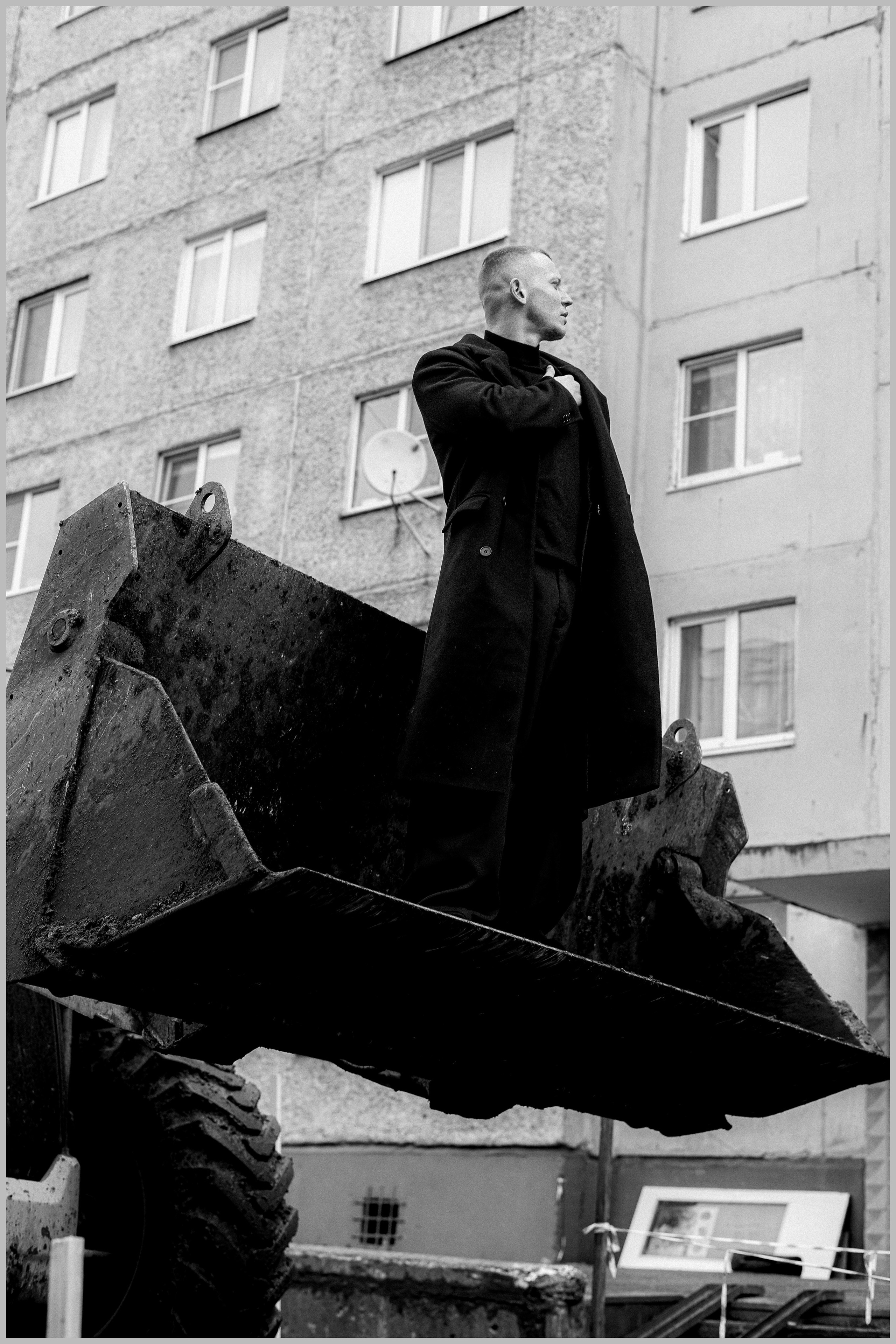 Евгений. Портретный фотограф в Орле. Готовые фото за 3 дня! Помощь в позировании. Советы по организации