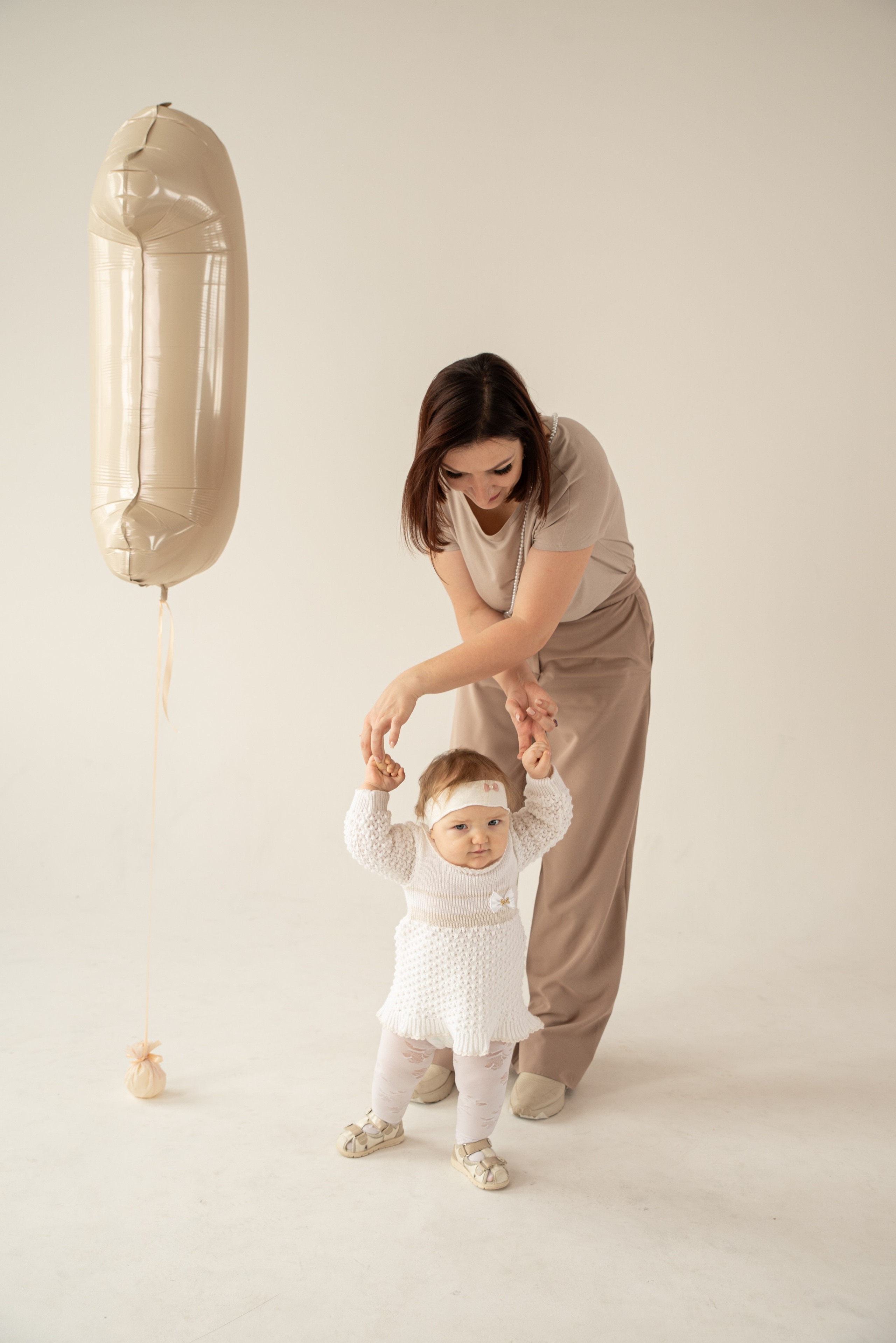 Семейная фотосессия в студии (циклорама). Семейный и детский фотограф в Туле Светлана Воронкова