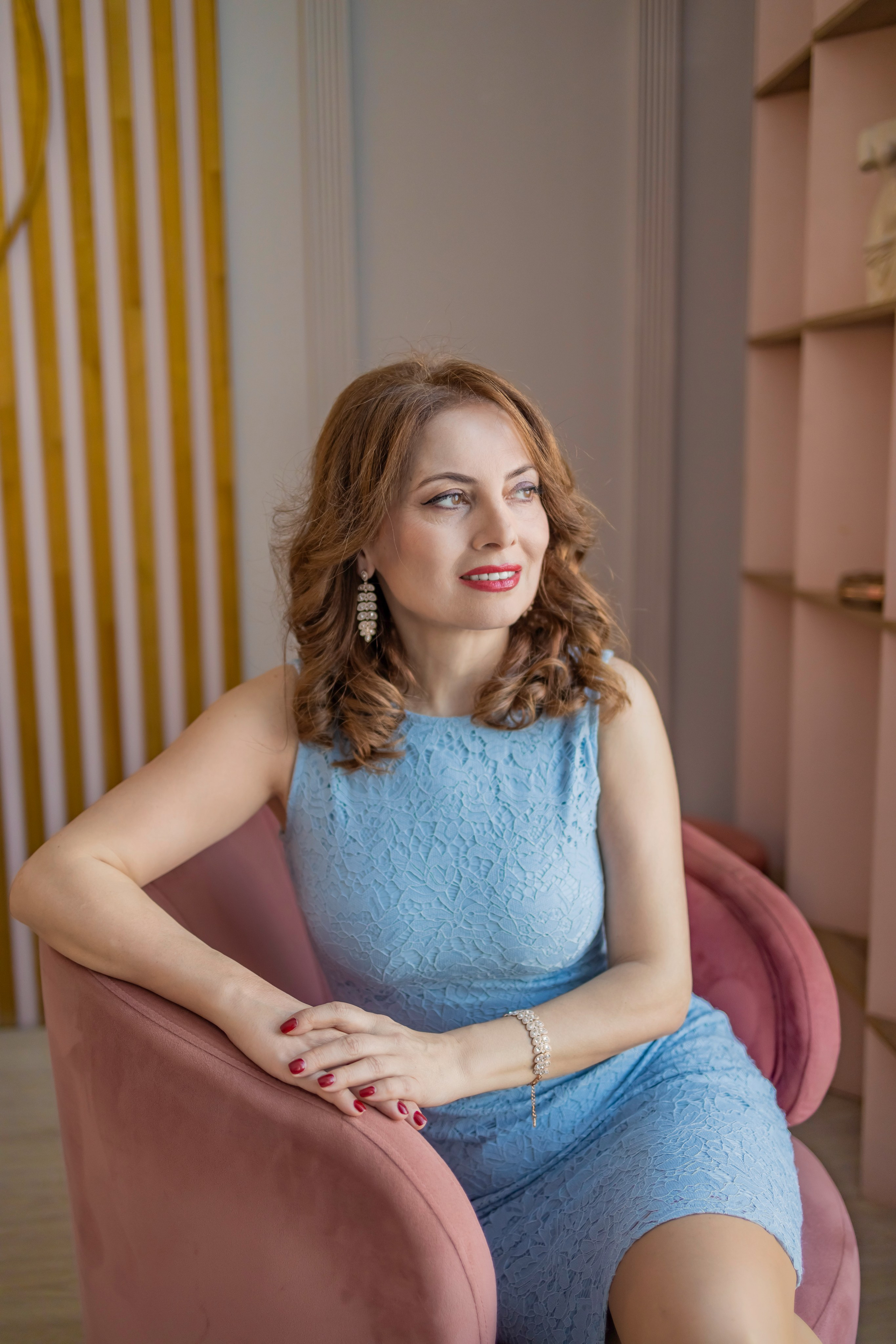 Студийная фотосессия Сали в фотостудии CROSS. Репортажный, семейный и студийный фотограф в Москве Демин Алексей