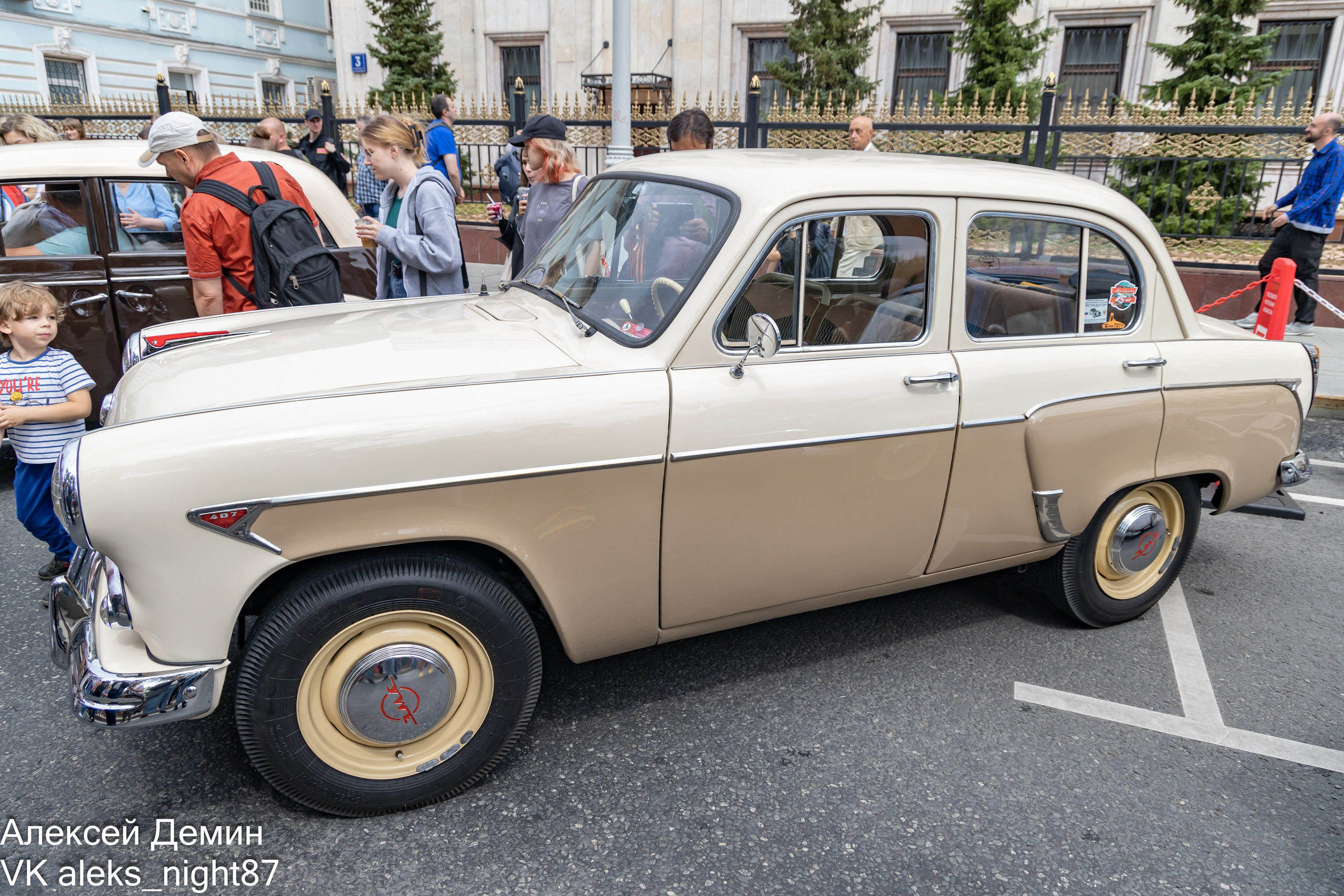 Ретро парад трамваем Москва 2023. Репортажный, семейный и студийный фотограф в Москве Демин Алексей