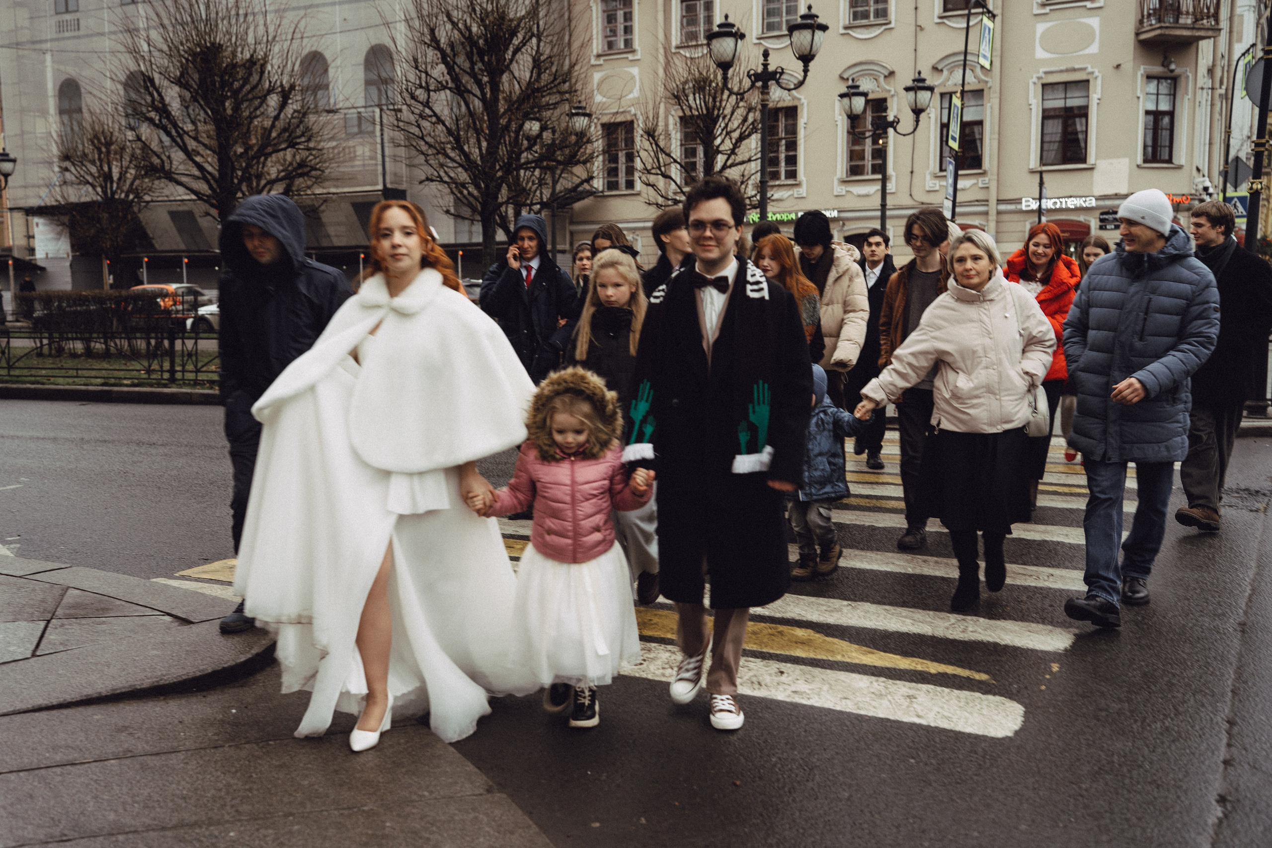 СВАДЕБНАЯ СЬЕМКА ВО ВТОРОМ ДВОРЦЕ С ГОСТЯМИ И ПРОГУЛКА В ТАВРИЧЕСКОМ САДУ. Профессиональный фотограф, Санкт-Петербург — Виктория Богомолова