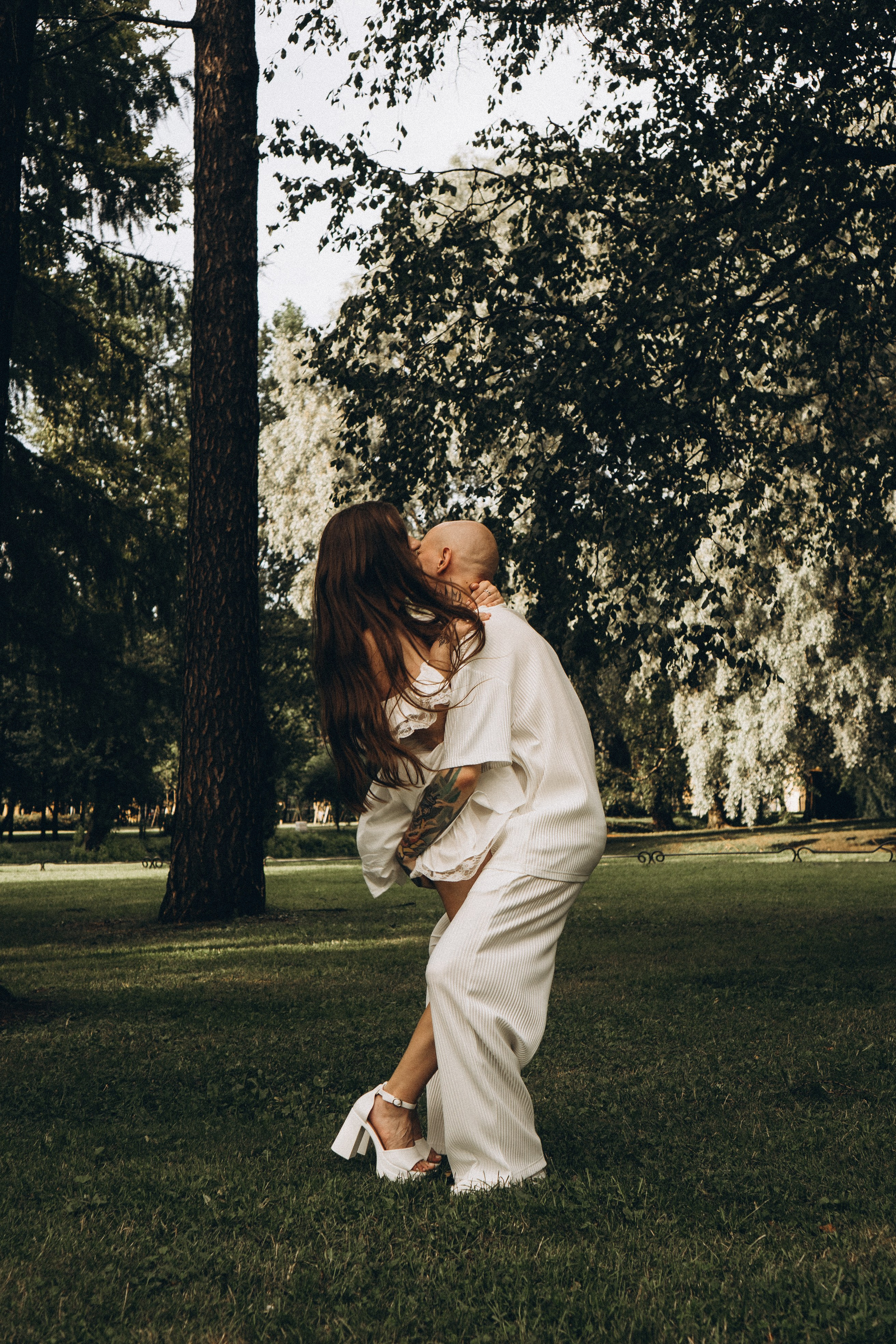 СВАДЕБНАЯ ПРОГУЛКА ПО ТАВРИЧЕСКОМУ САДУ И НЕВСКОЙ РАТУШЕ. Профессиональный фотограф, Санкт-Петербург — Виктория Богомолова