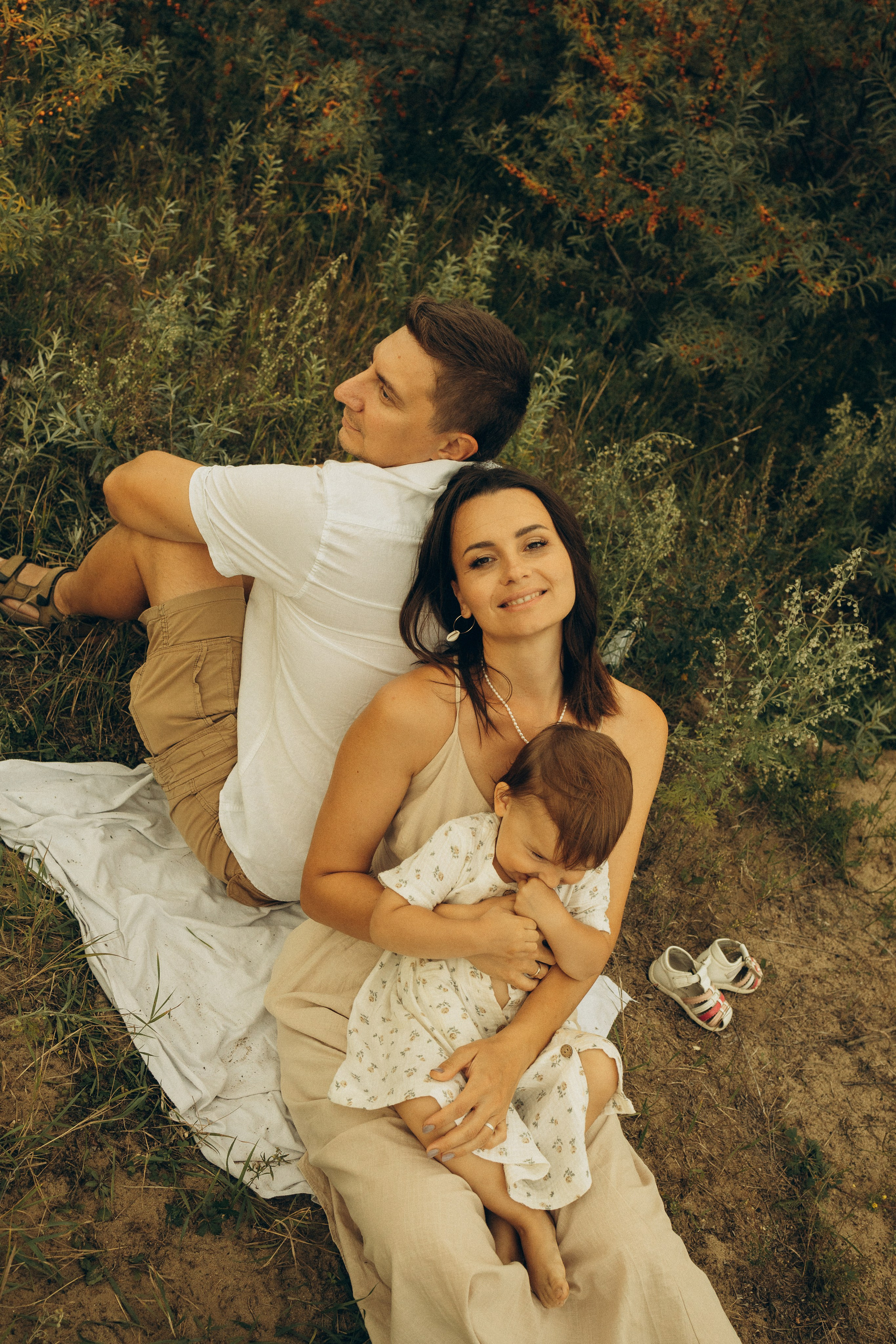 На природе. Семейный фотограф Новосибирск Фотограф на выписку Новосибирск