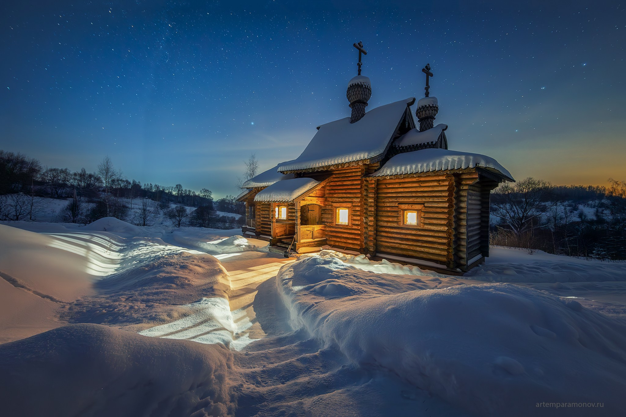 Церковь Михаила Архангела. Фотохудожник Артём Парамонов