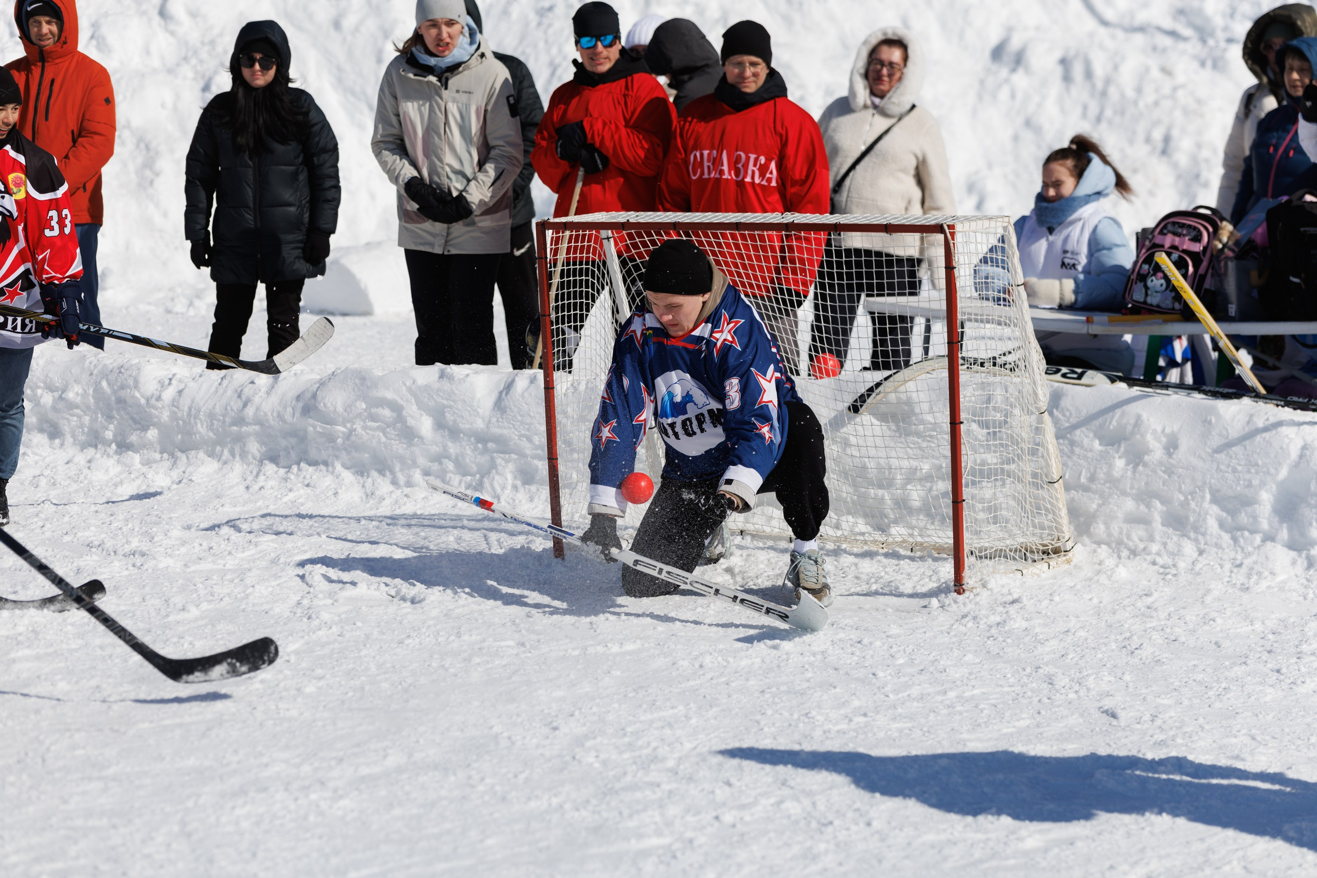 XIII чемпионат  по «ХОККЕЮ В ВАЛЕНКАХ». Свадебный, семейный и репортажный фотограф в Южно-Сахалинске Артур Петросян