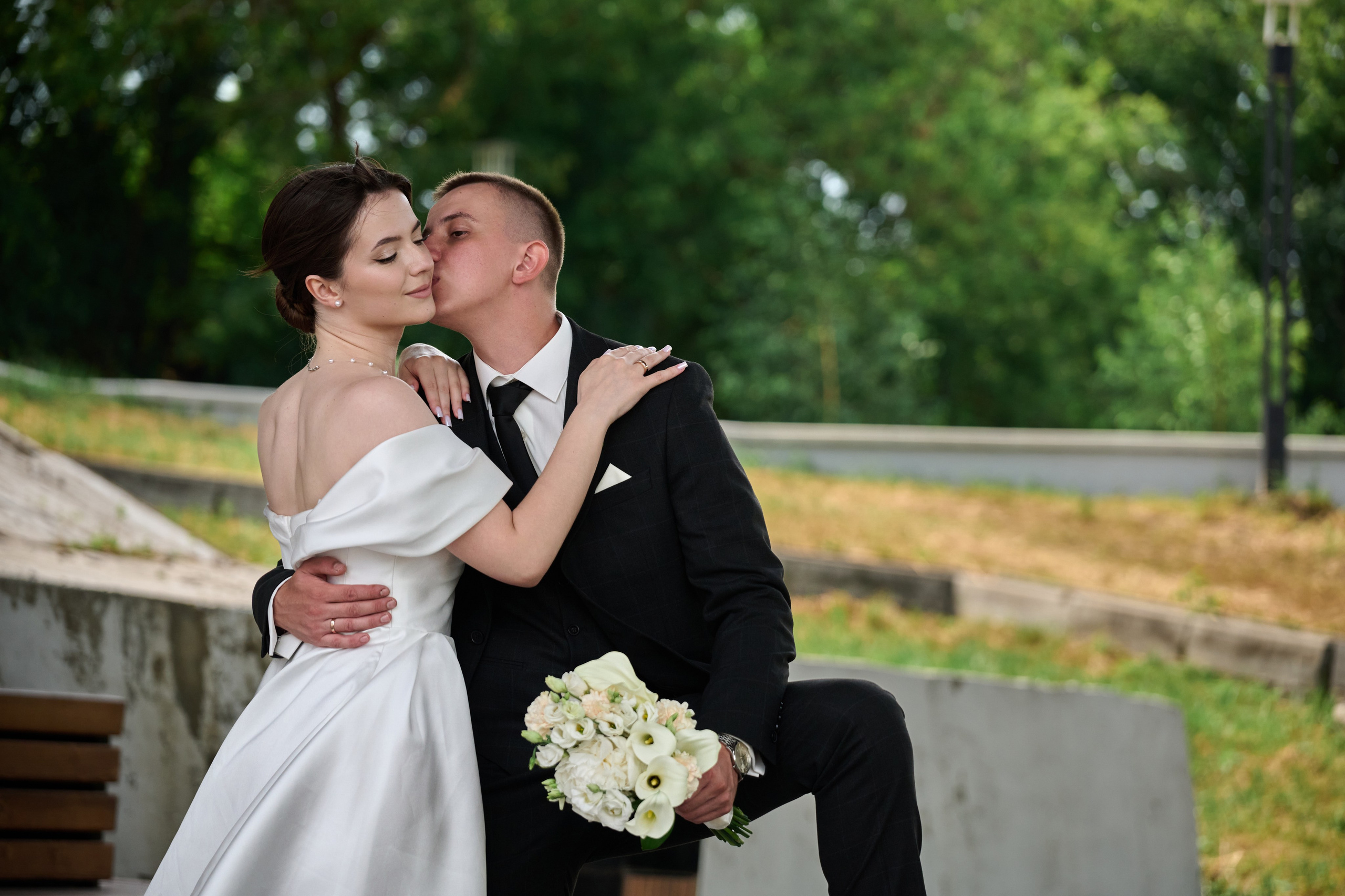 Свадебная фотосессия Никиты и Ангелины в Старом Осколе. Профессиональный фотограф Старый Оскол, Губкин — свадьба, венчание, крещение, юбилей и день рождения