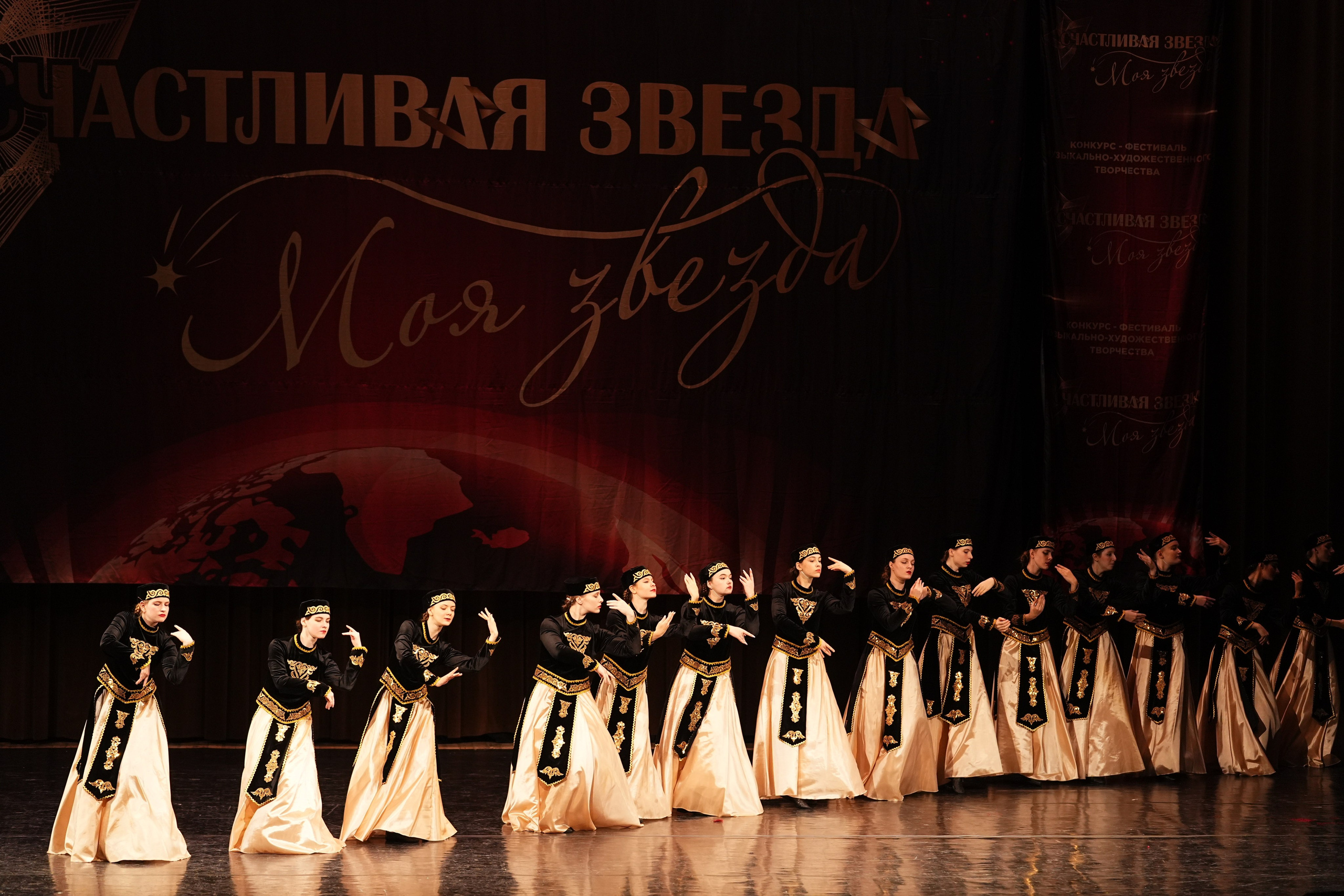 7 декабря, блок 1, г. Москва. Золотое яблочко