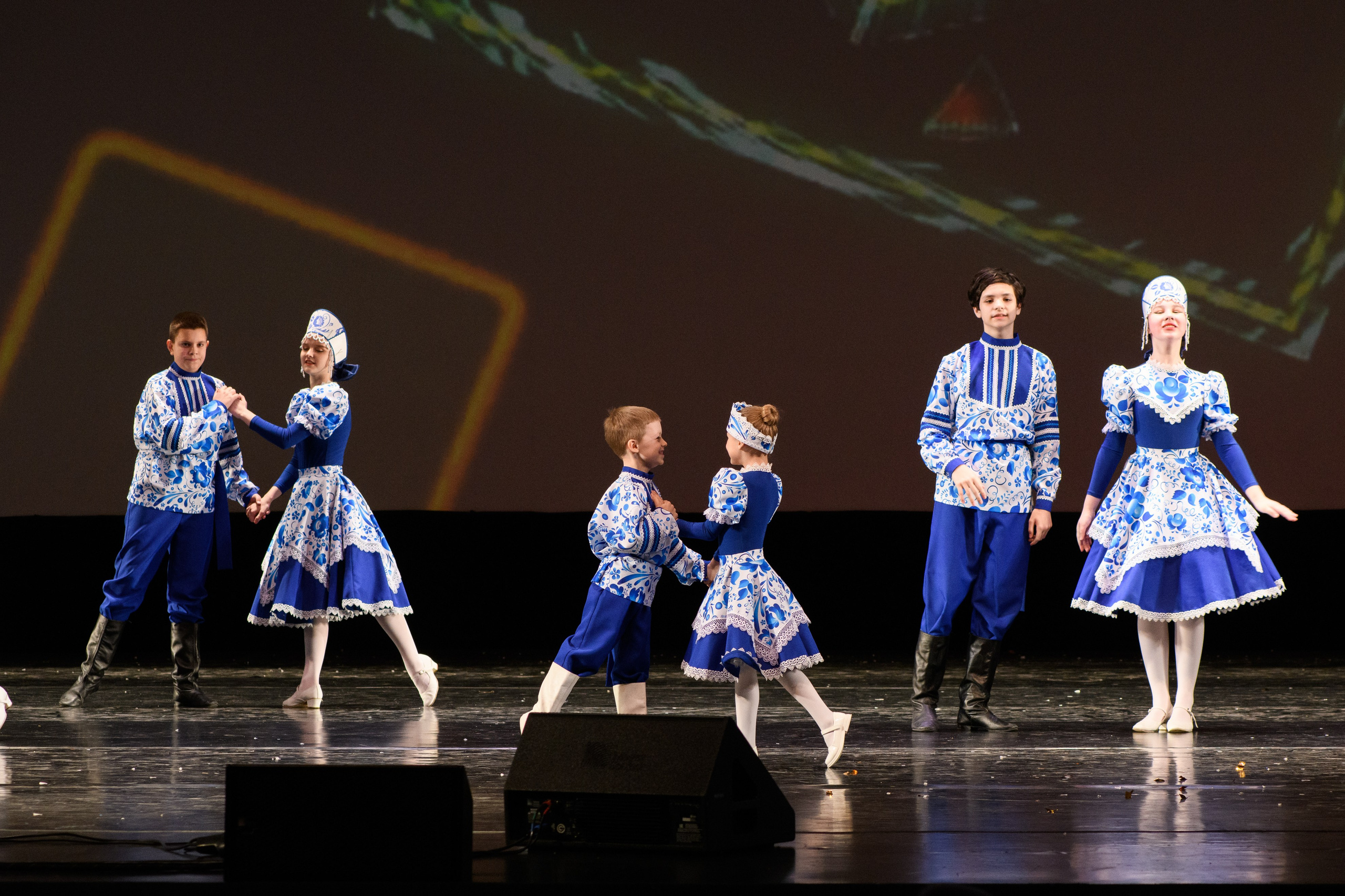 23 апреля, часть 2, БКЗ Октябрьский, г. Санкт-Петербург. Золотое яблочко