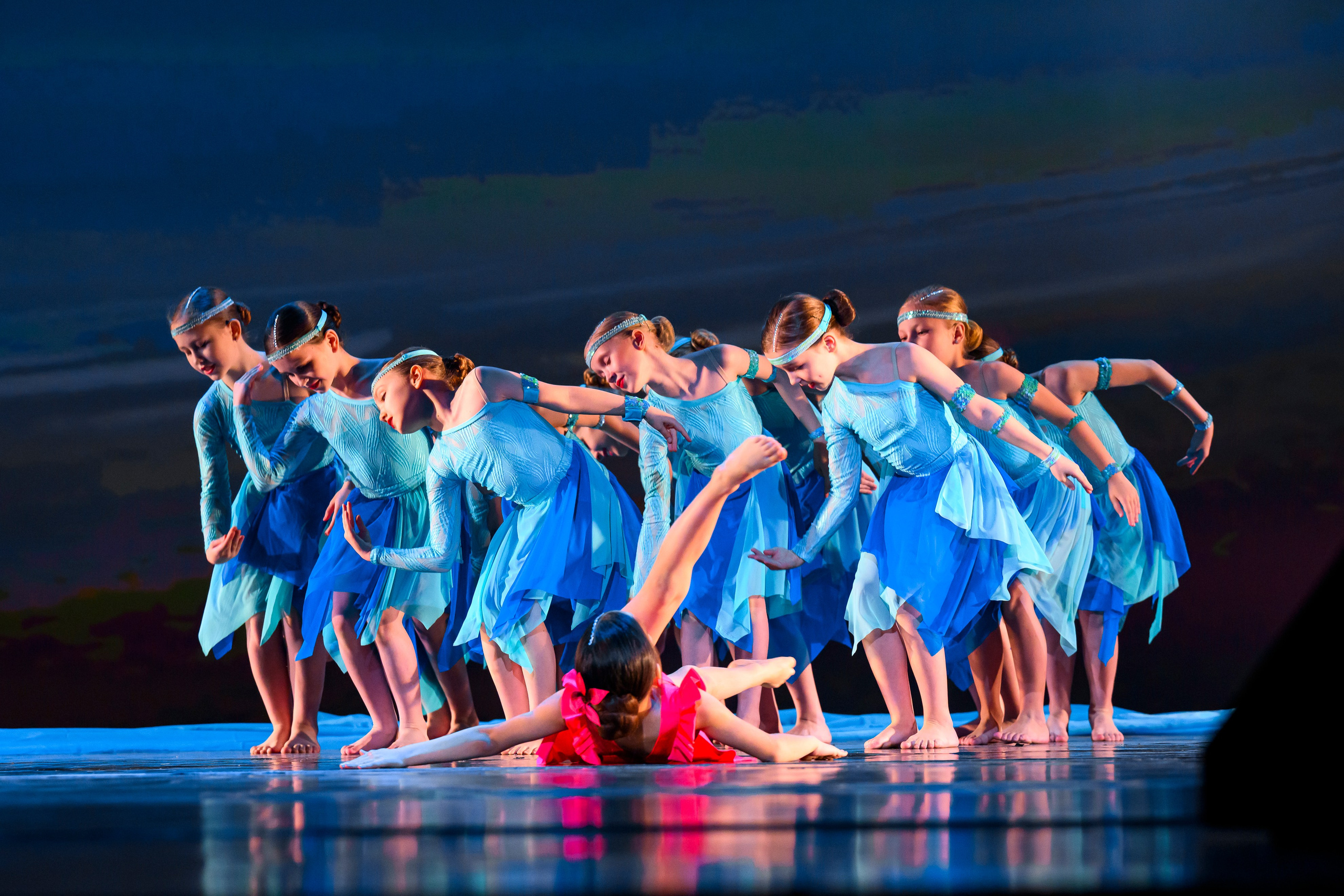 23 апреля, часть 1, БКЗ Октябрьский, г. Санкт-Петербург. Золотое яблочко