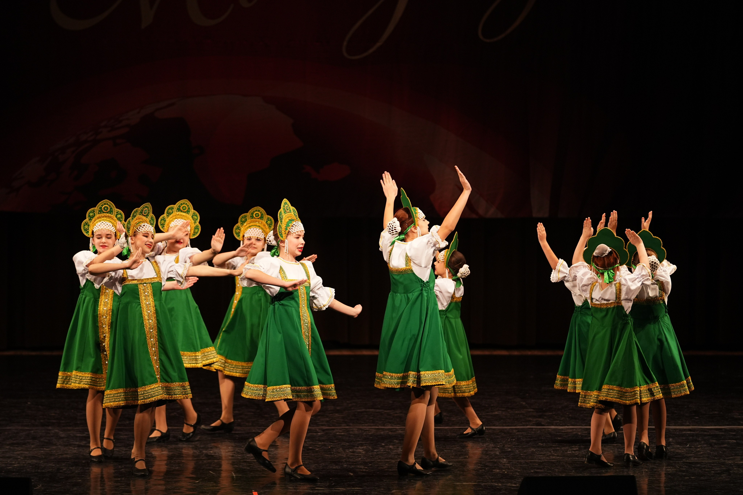 7 декабря, блок 1, г. Москва. Золотое яблочко