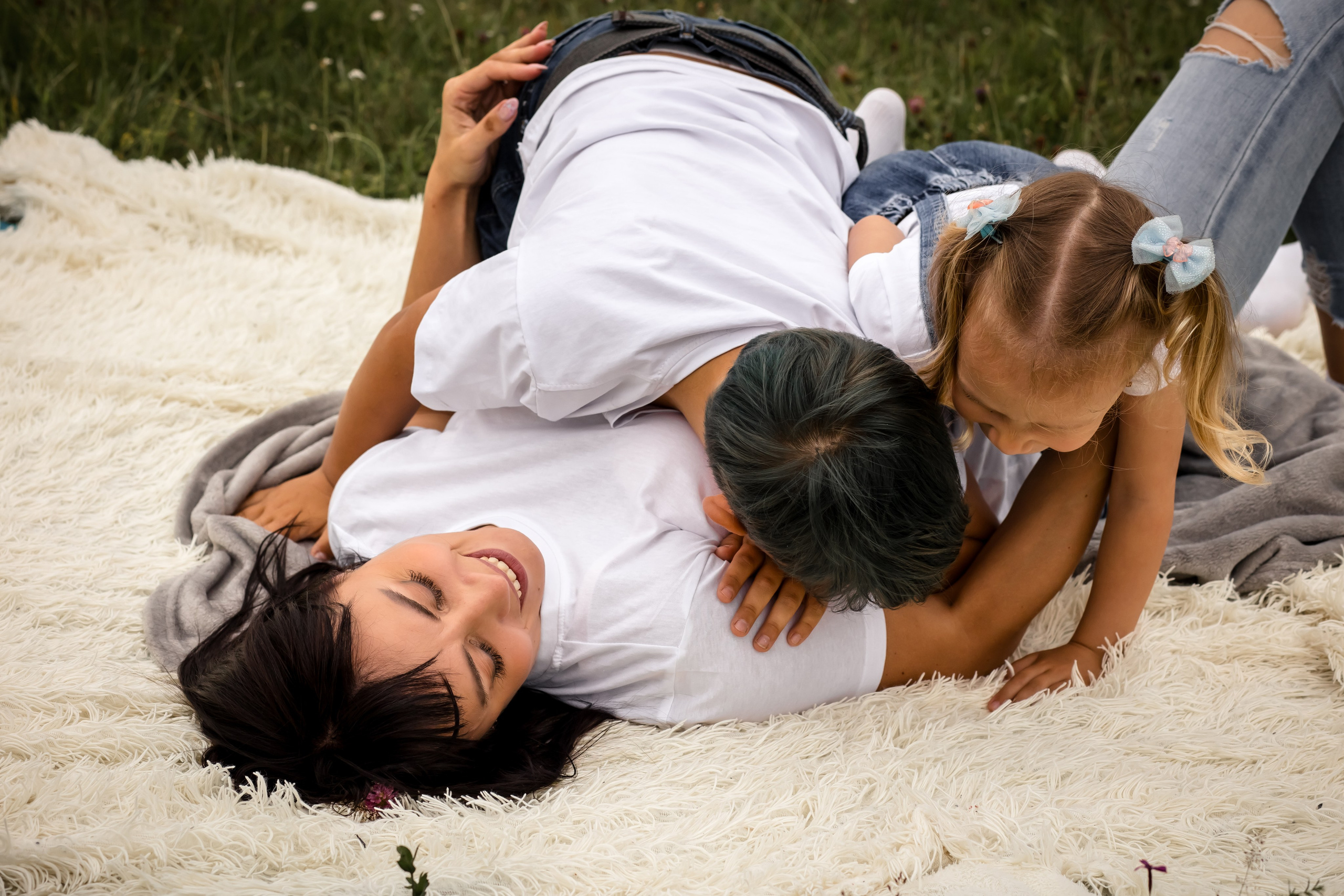 Катя с детками