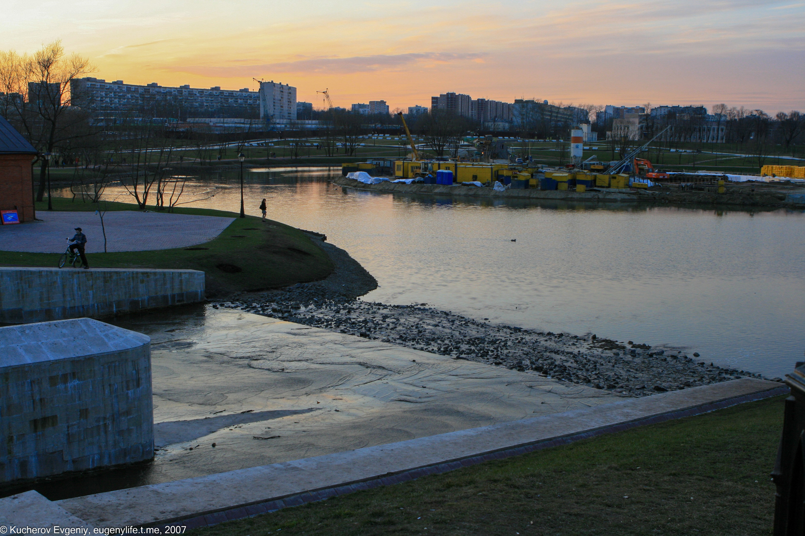 Апрель 2007. Царицыно. Кучеров Евгений. Фотограф