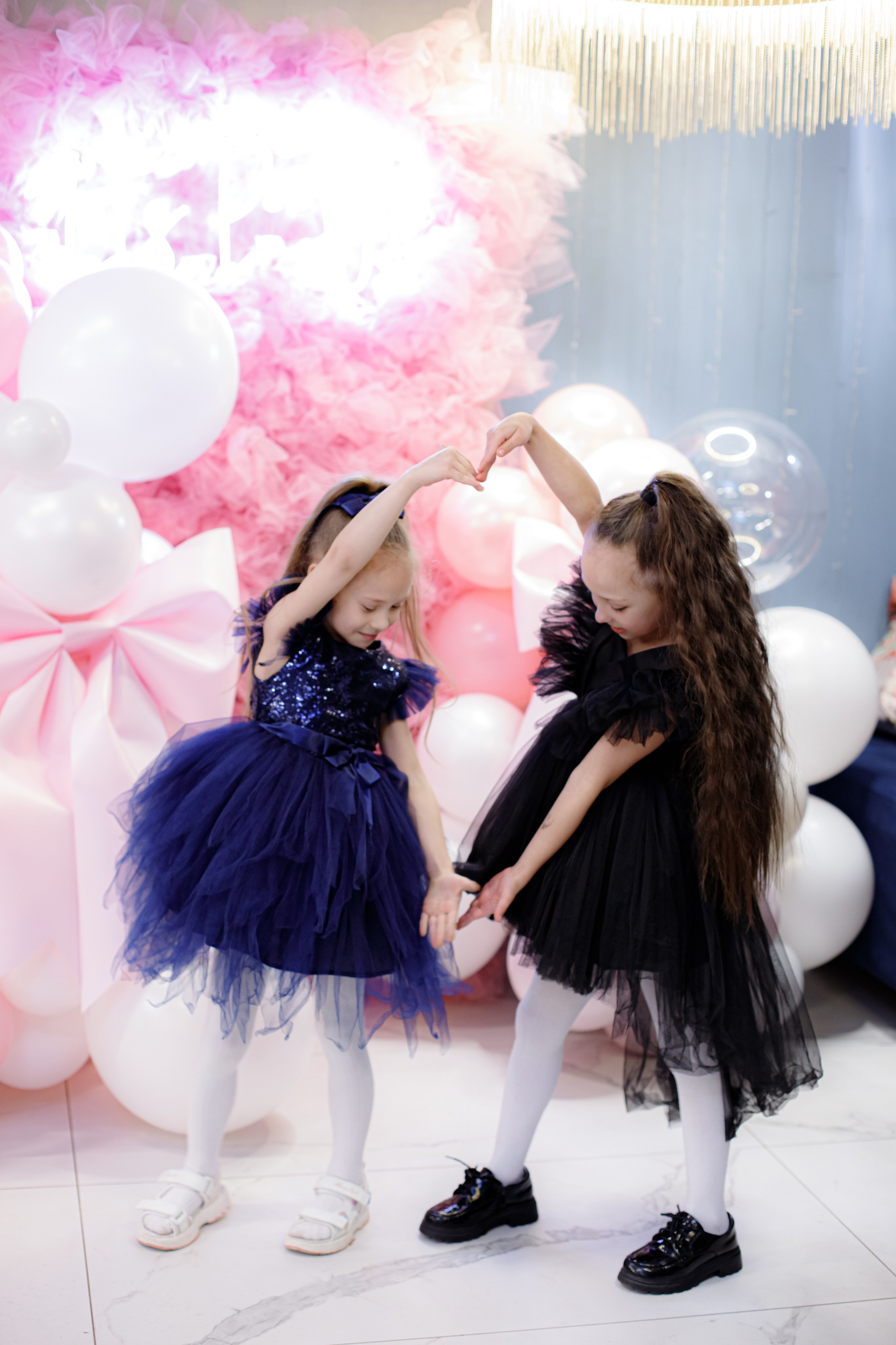 ASIA'S BIRTHDAY PARTY. Photokarish