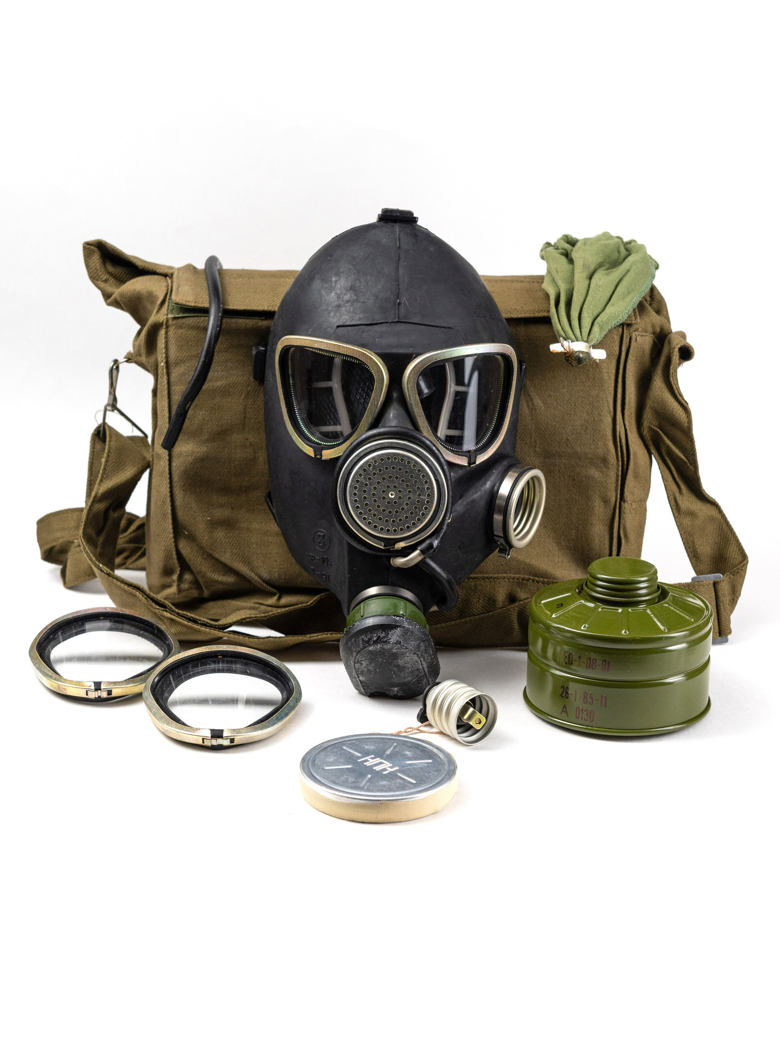 Предметная съемка противогаза. Олейник Денис — предметный фотограф, фотограф для маркетплейсов в Казани