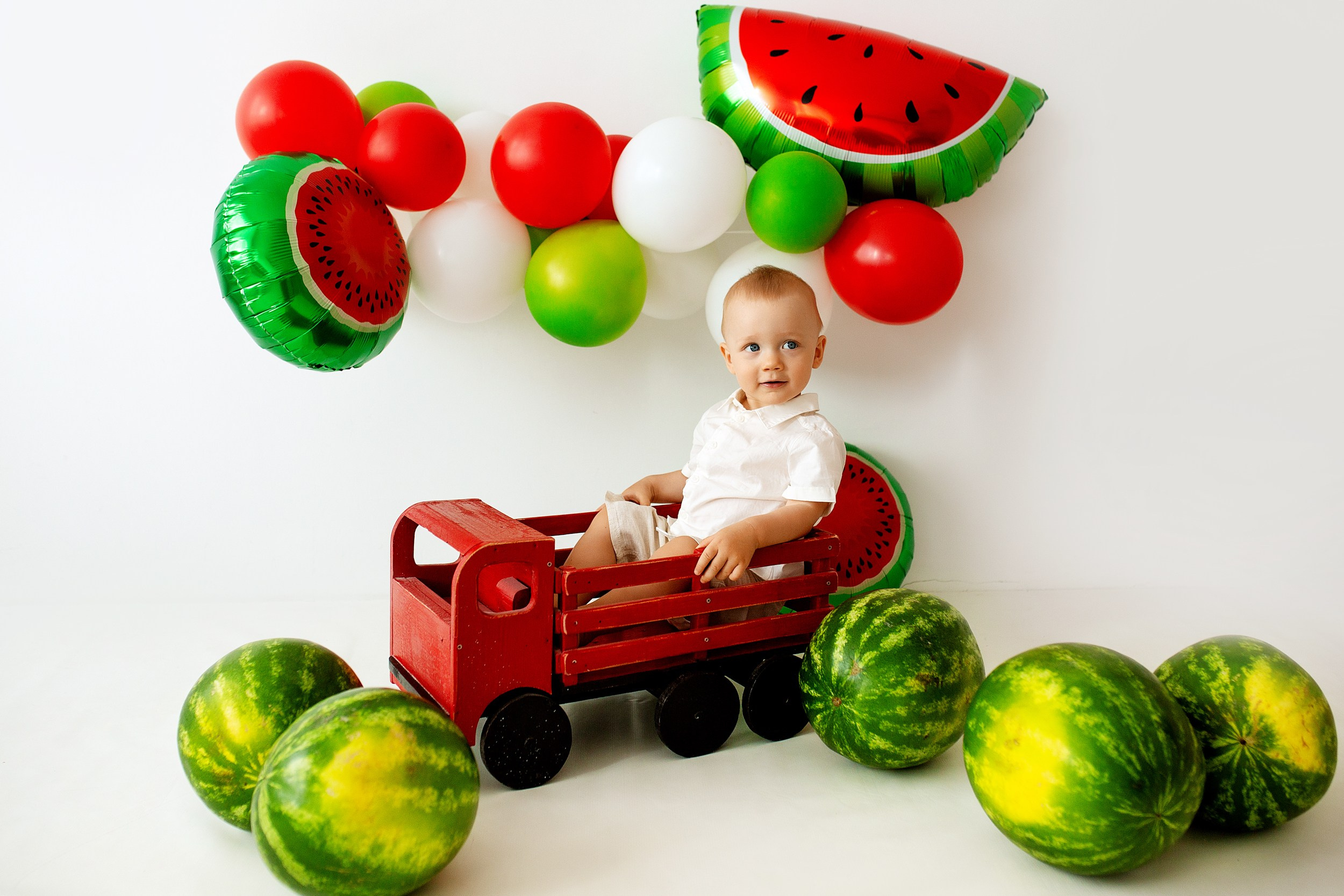 КОСТЯ и арбузы. Фотограф новорожденных Оксана Полевская