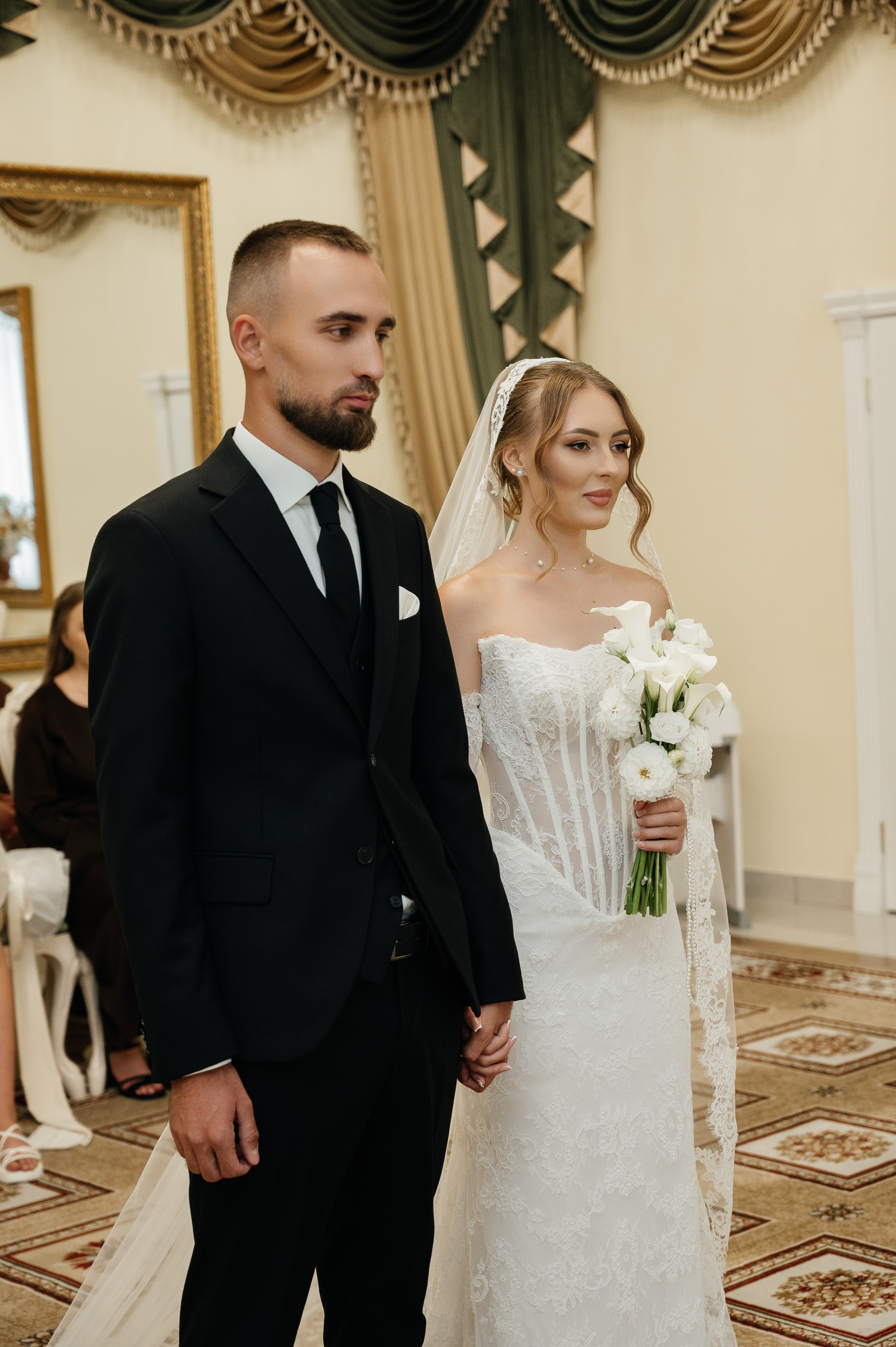 Виктор и Валерия (загс). Свадебный и семейный фотограф в Краснодаре Алина Мельник