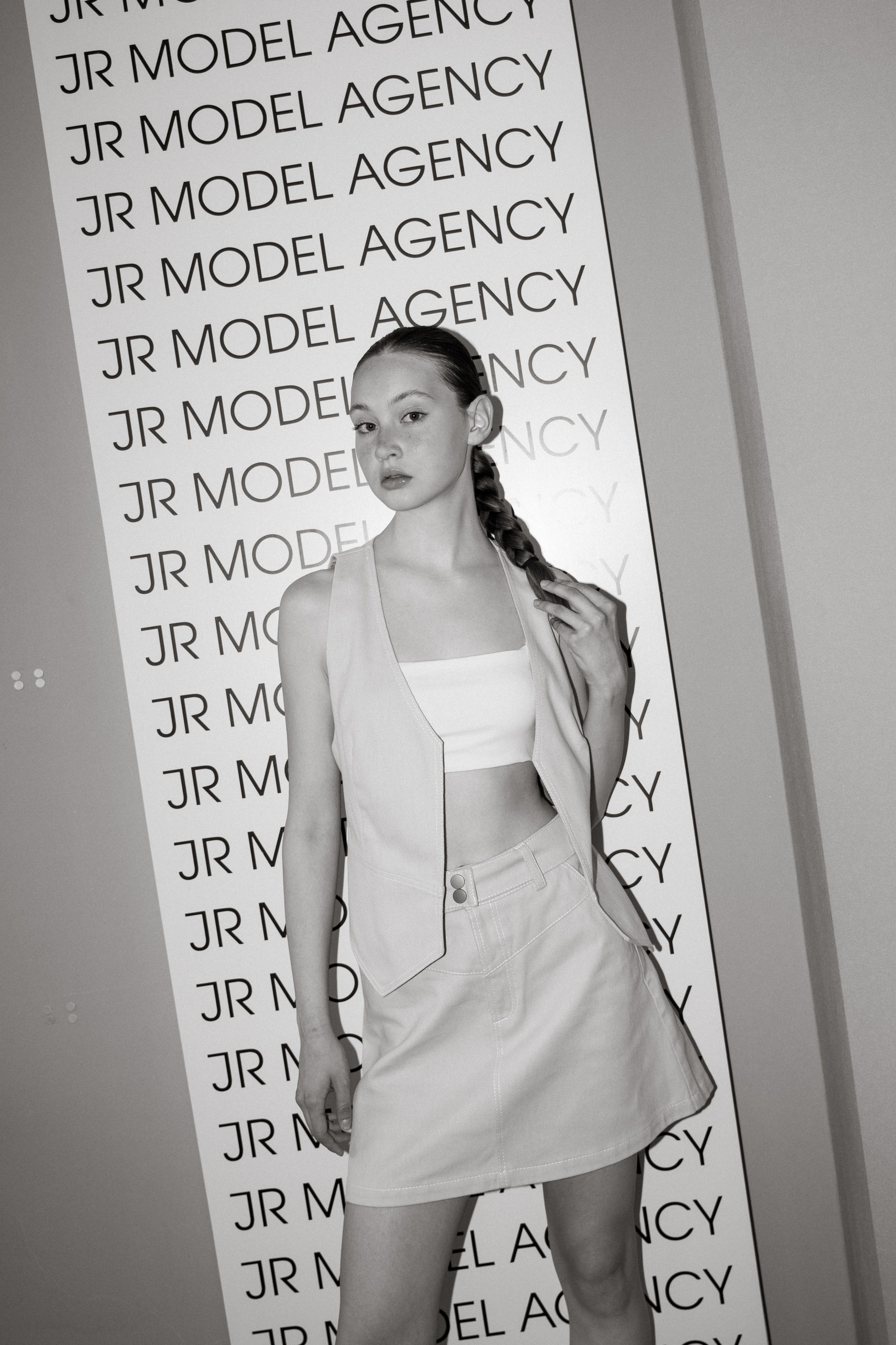 JR model agency