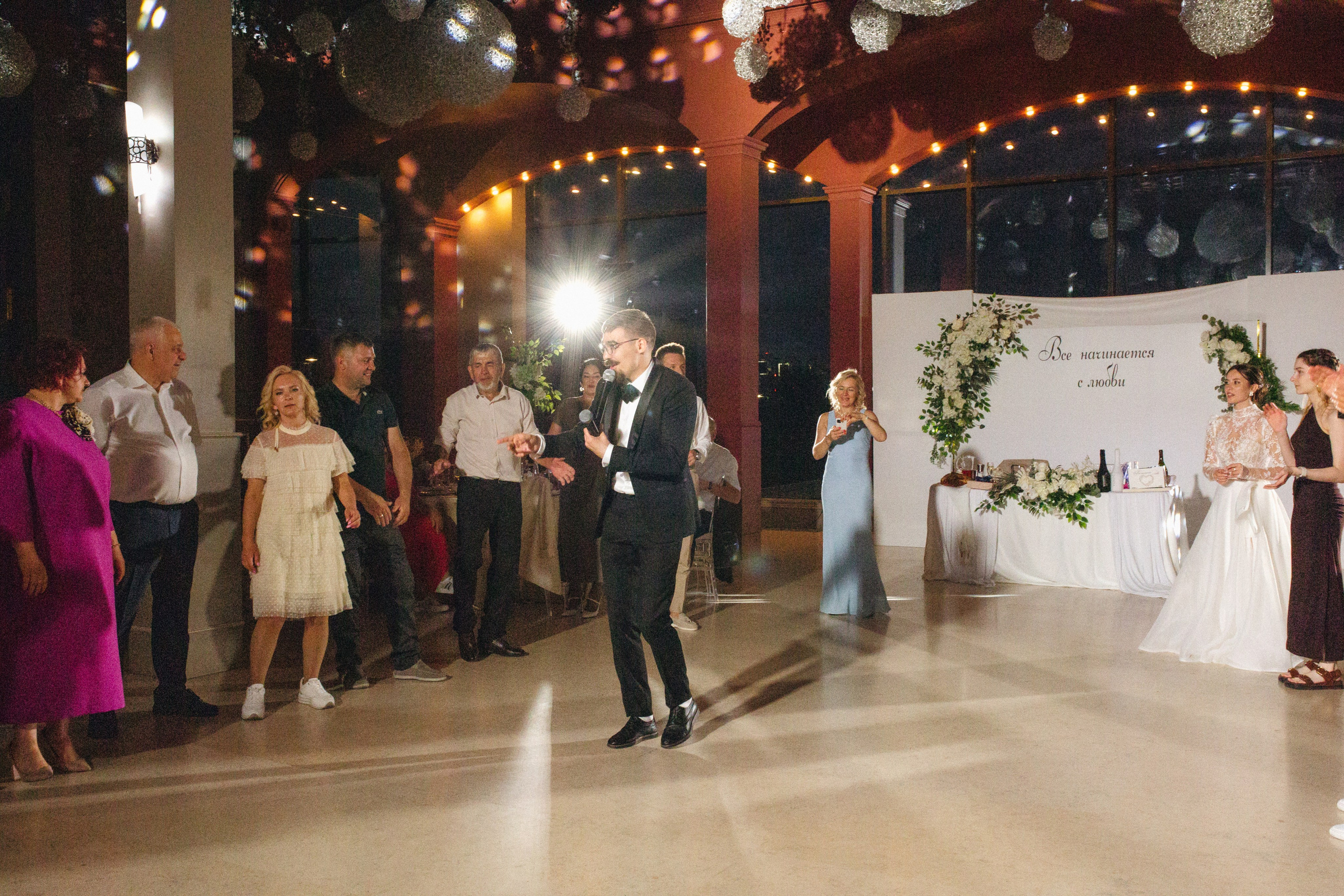 Банкет (Ксения & Никита). Свадебные фотографы в г. Сургут Маркова Наталья и Замахина Елена