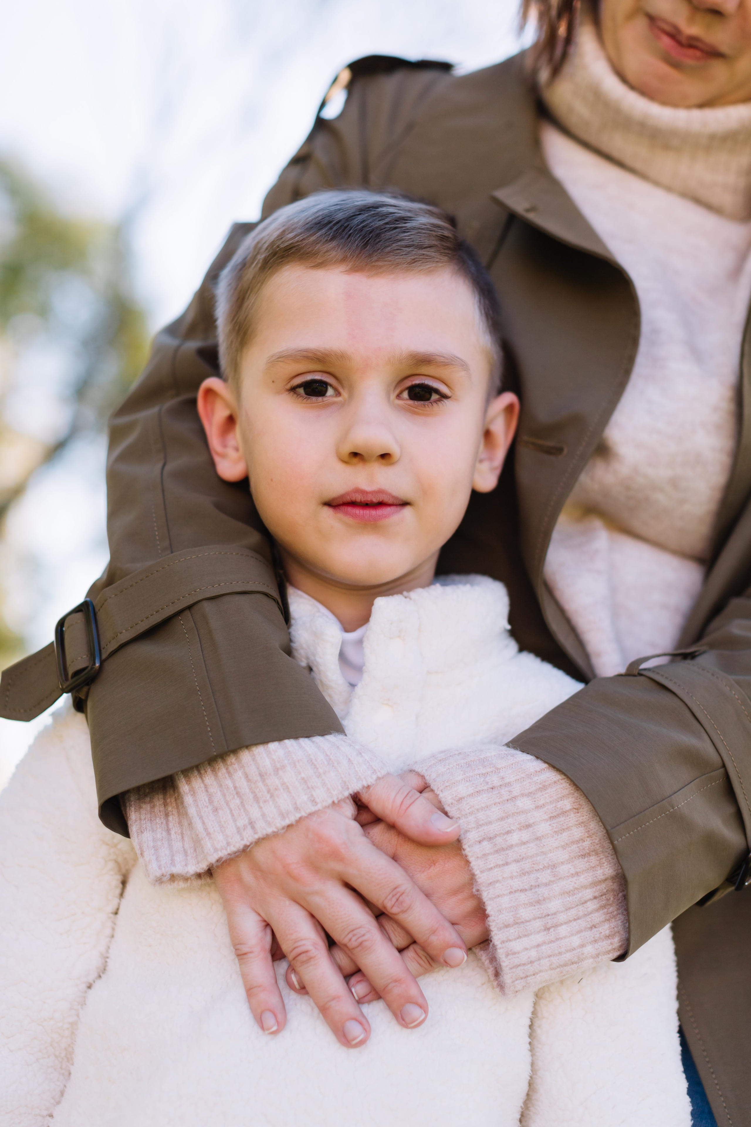 алёна малахова фотограф новосибирск семейный детский домашняя фотосессия в новосибирске день рождения репортажная съёмка фотосессия с лошадьми на конюшне деревня алтай  на природе фотосессия в детском саду мама и сын предложение руки и сердца идея  помолвка фотосессия берег закат детский день рождения годик торт аниматор лофт игровая продолжение следует prodoljenie_sleduet_  корпоратив тимбилдинг первоклашка линейка  контент  бизнес портрет оперный новат франция берет весна девушка мама и дочь мать и дитя